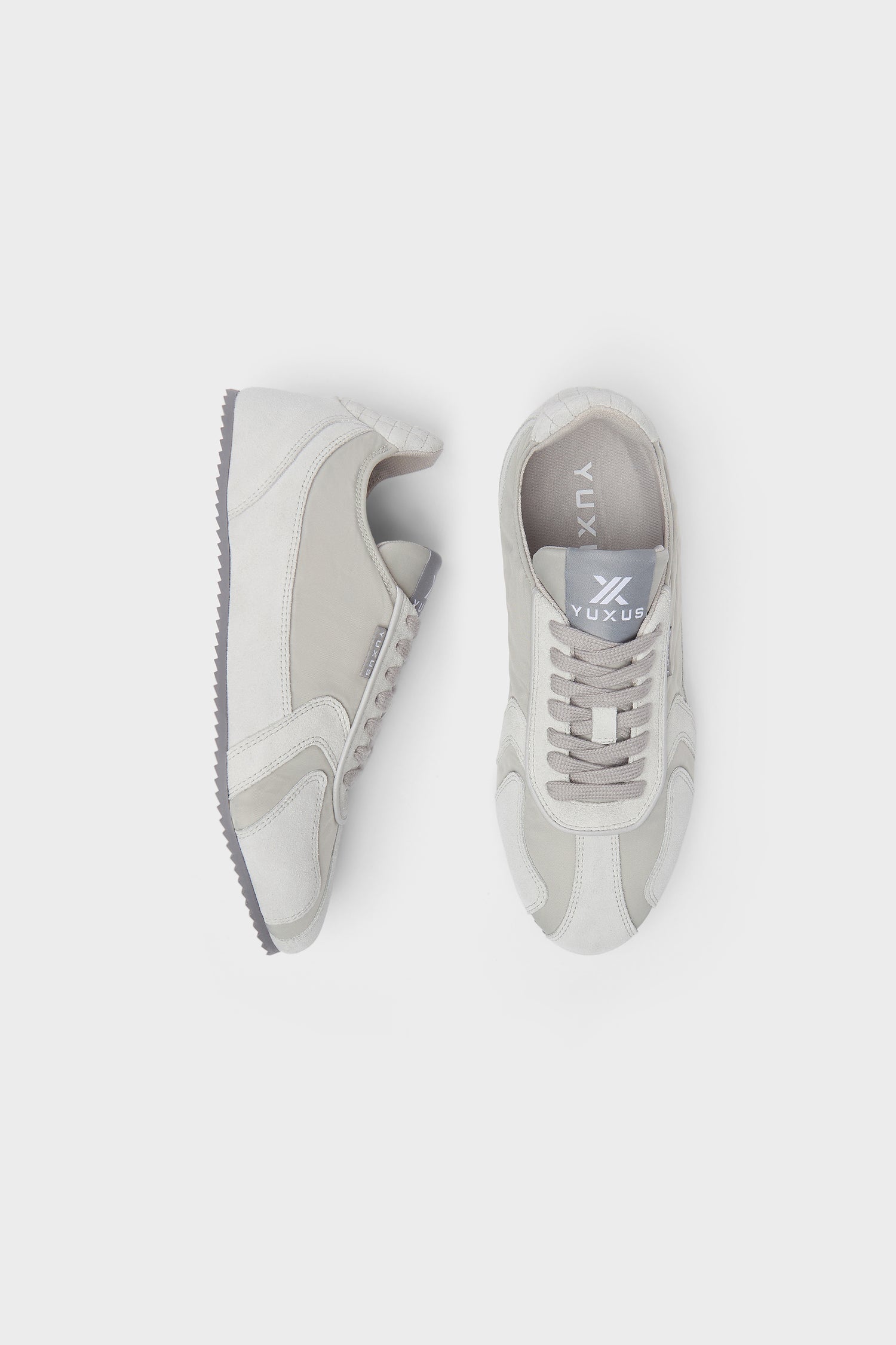 DUST "NYX" SNEAKERS