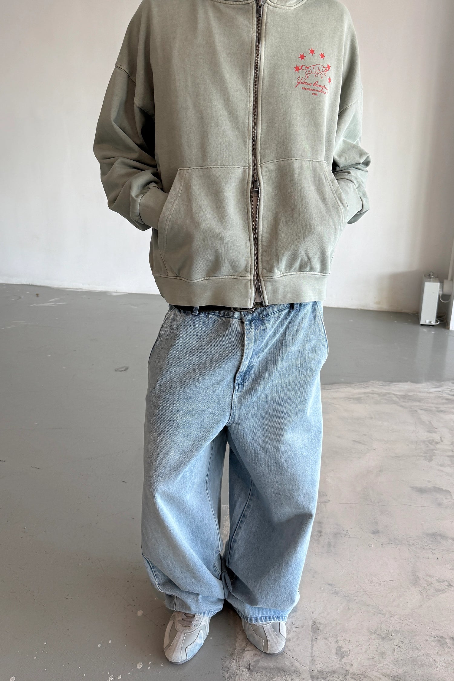 ALUMINIUM "WINDY" ZIP
