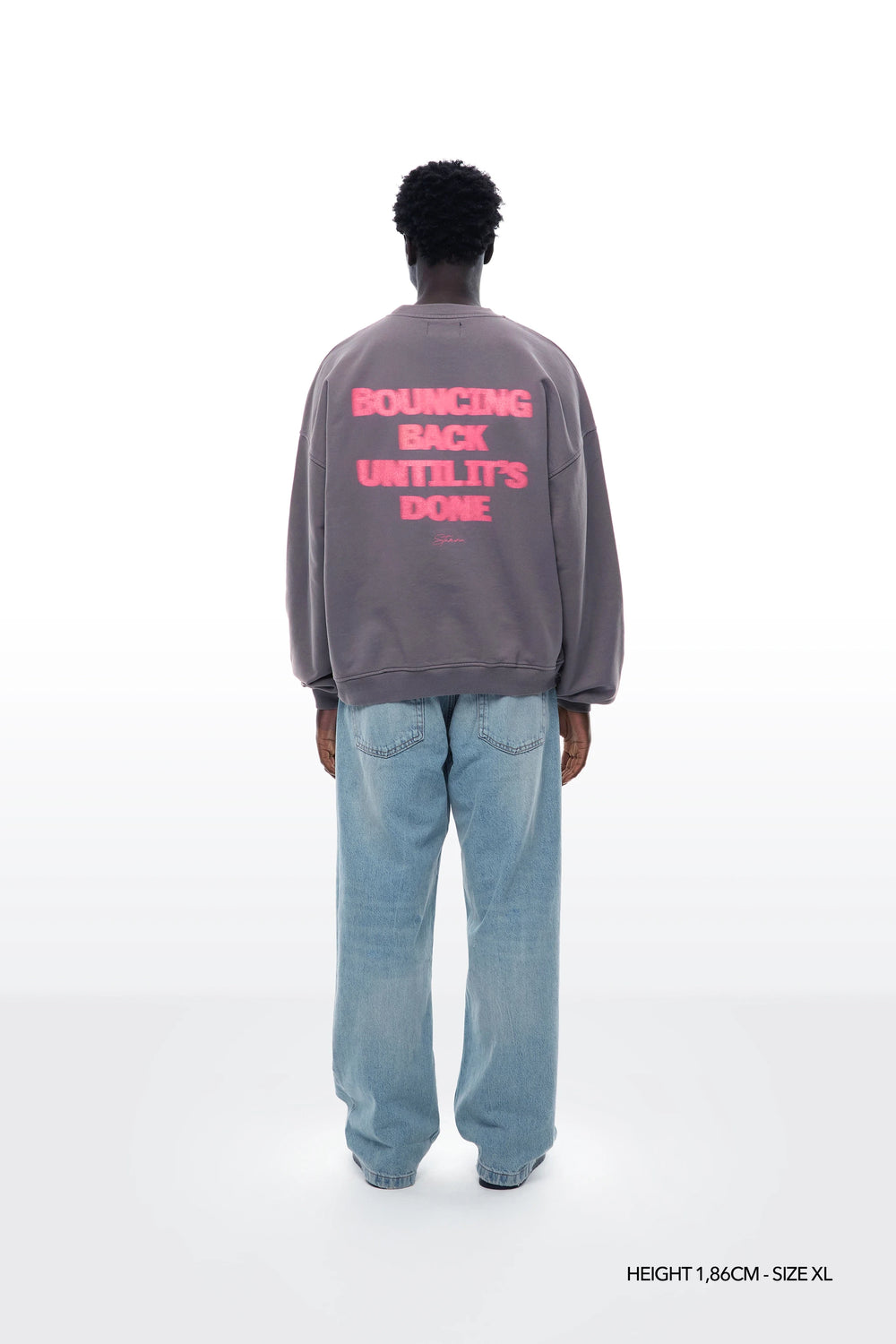 AREA "STAMINA" CREWNECK