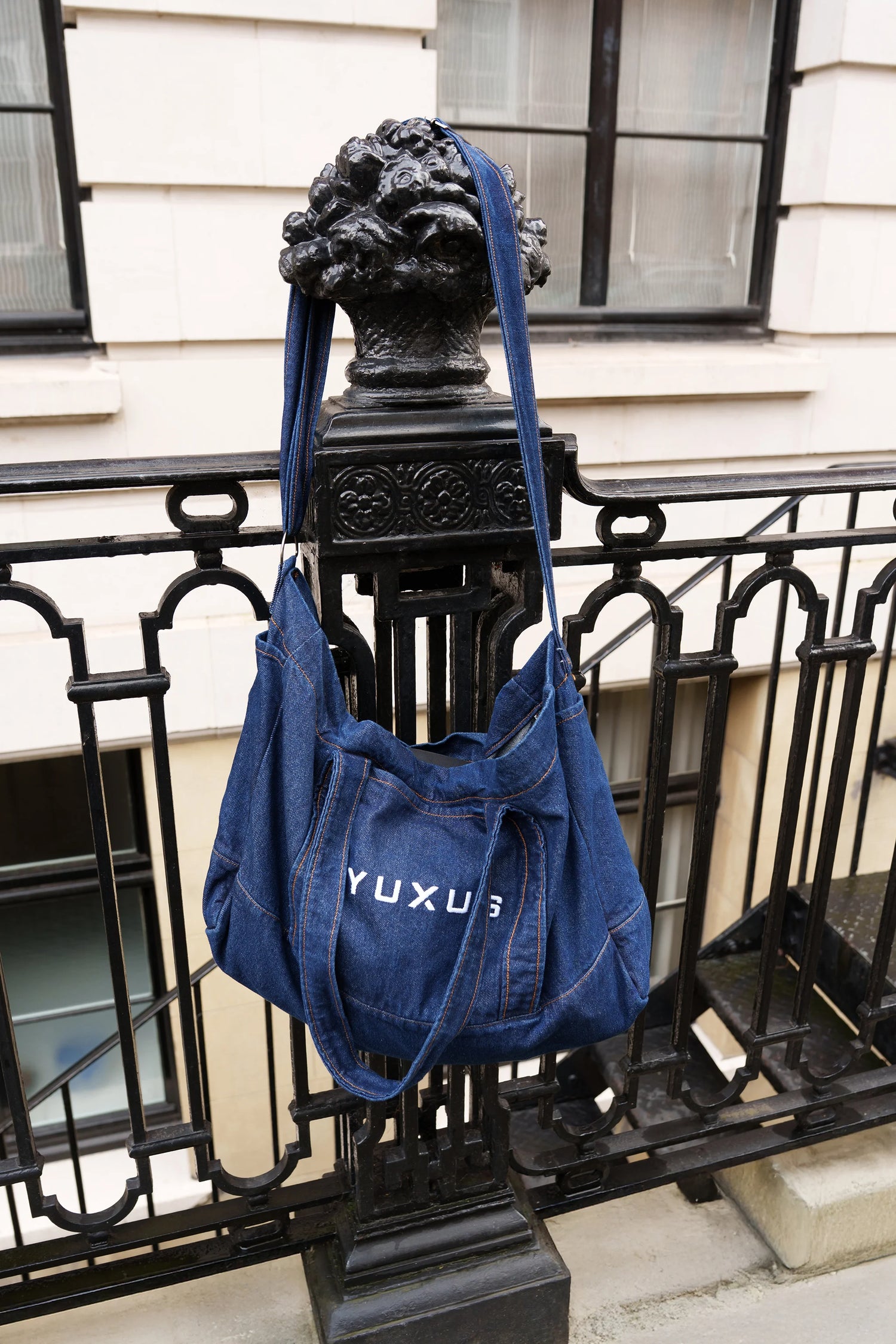 JEAN "THREADS" TOTE BAG