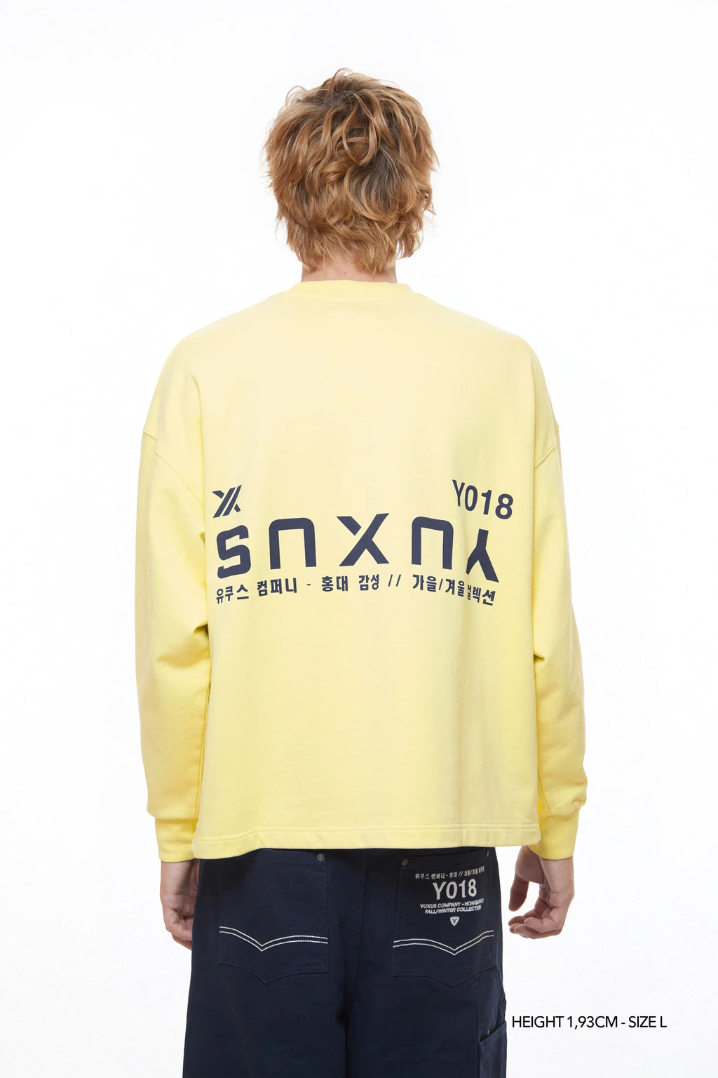 CANDLE "HONGDAE" CREWNECK