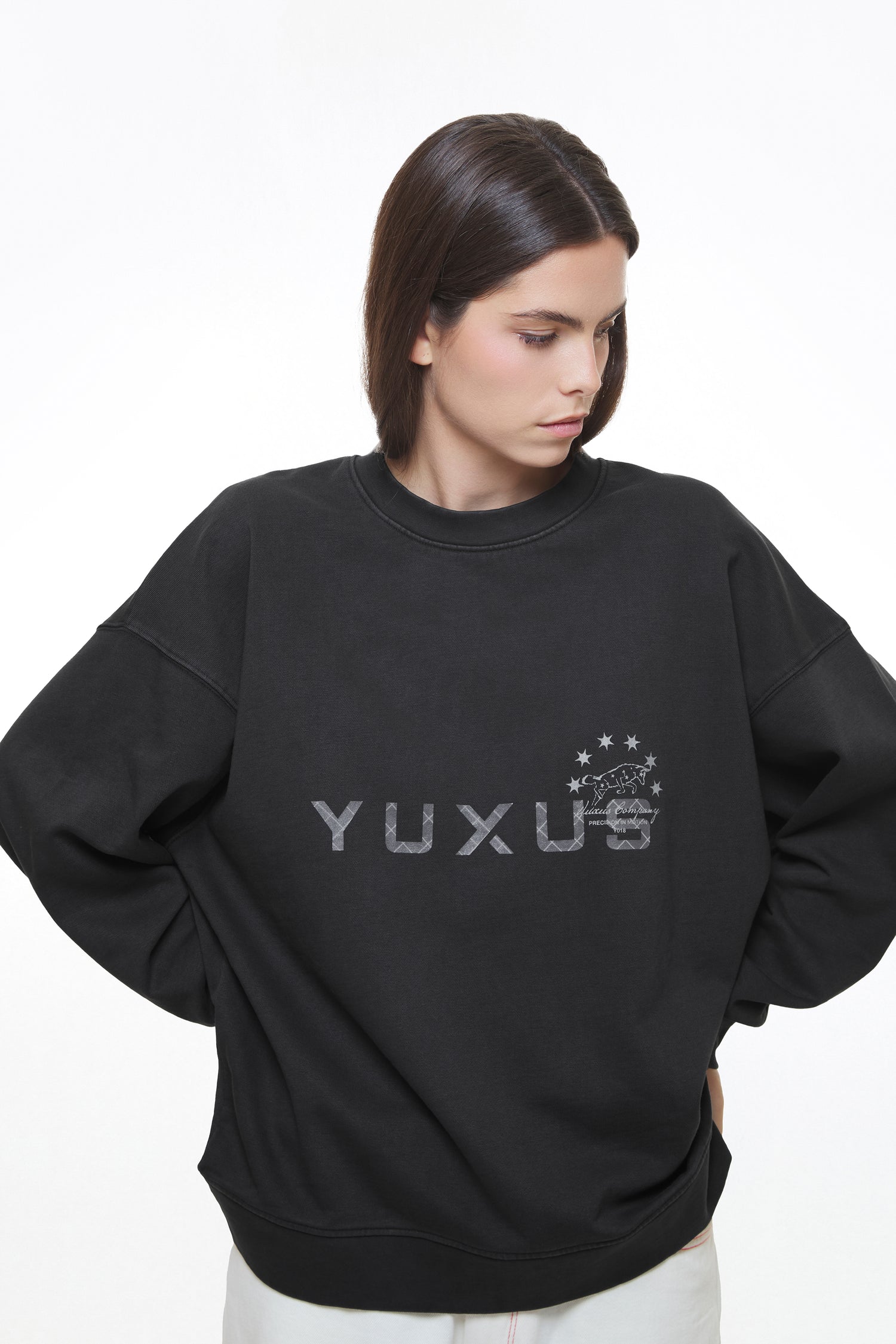 SALUTE "WINDY" CREWNECK