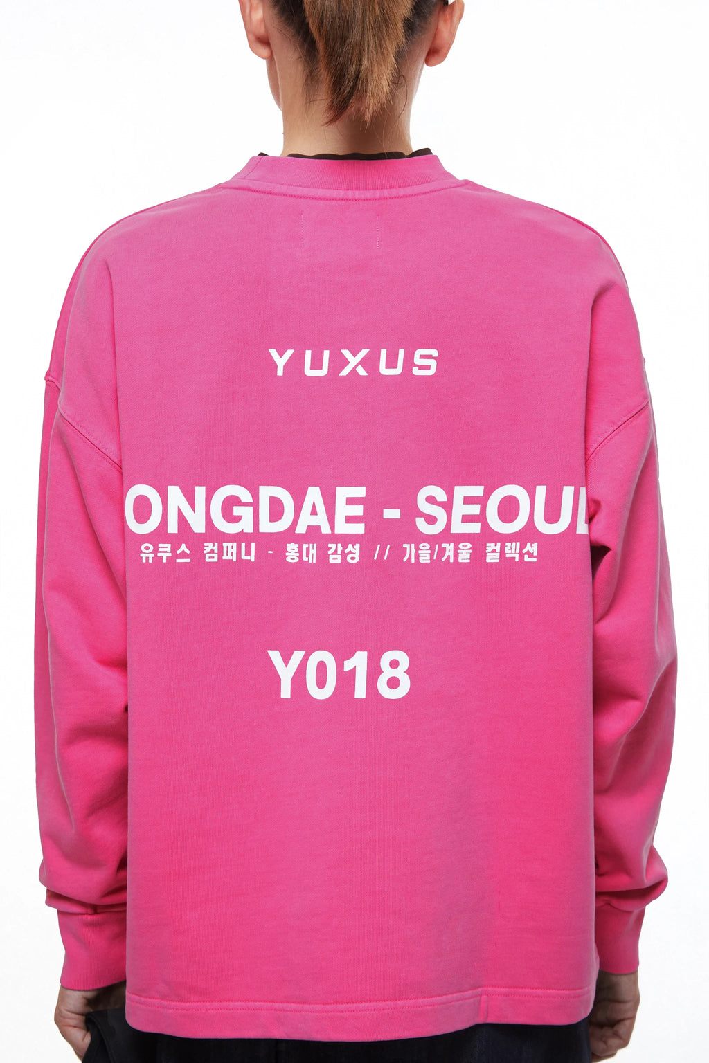 RUBER "HONGDAE" CREWNECK
