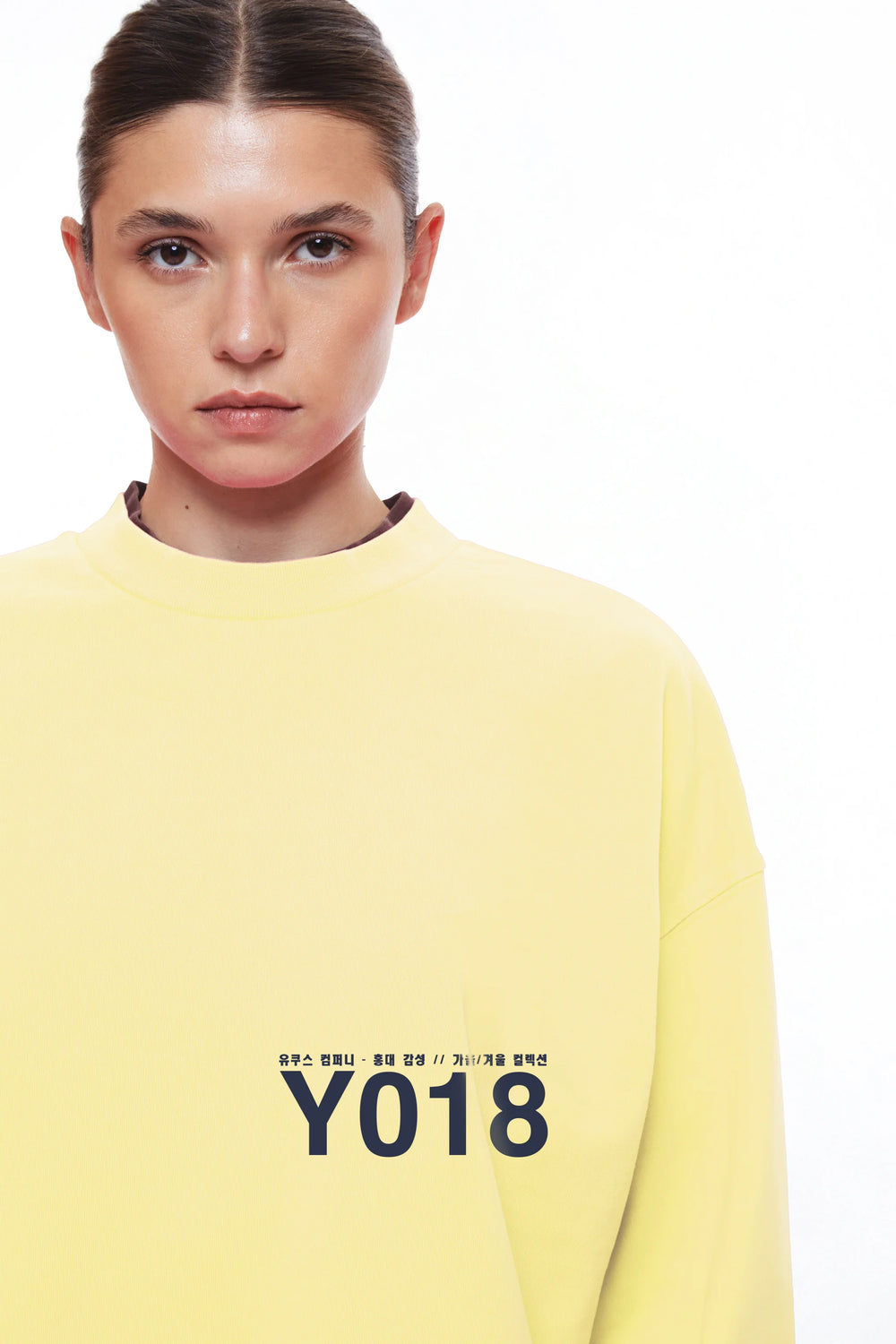 CANDLE "HONGDAE" CREWNECK