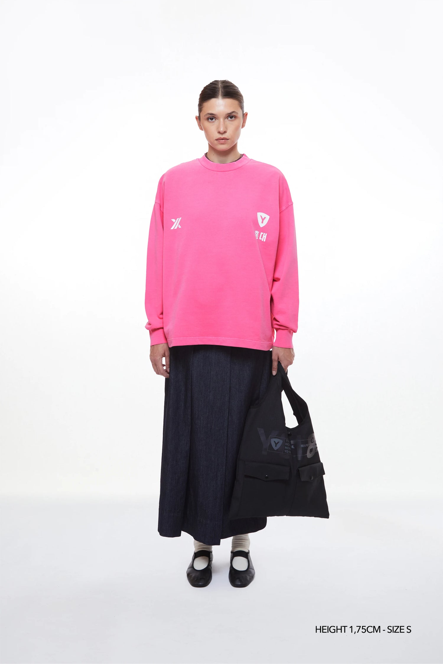 RUBER "HONGDAE" CREWNECK