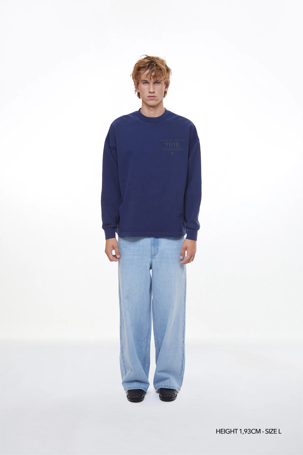STEALTH "HONGDAE" CREWNECK