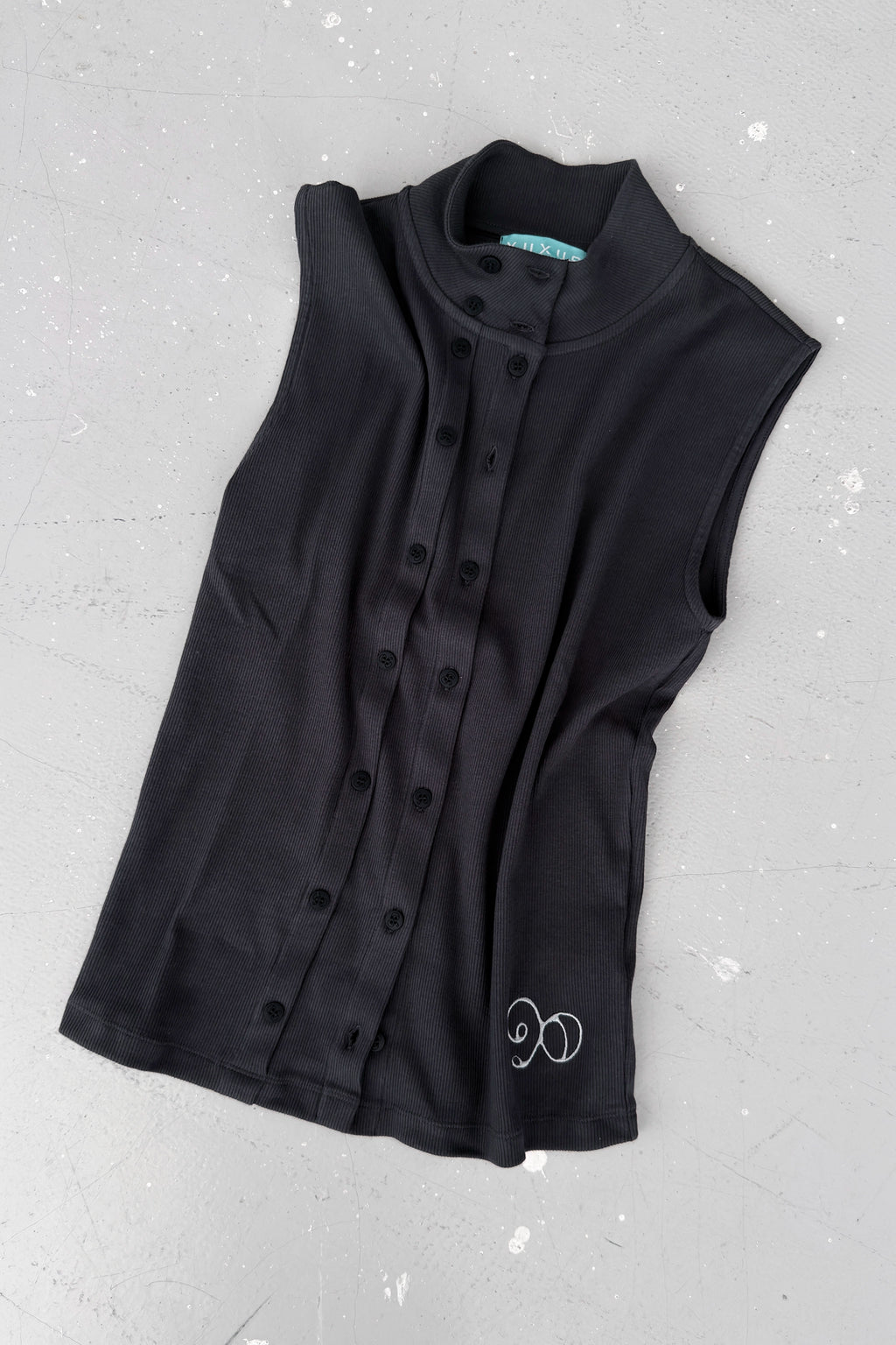 CALM TOP DARK GREY