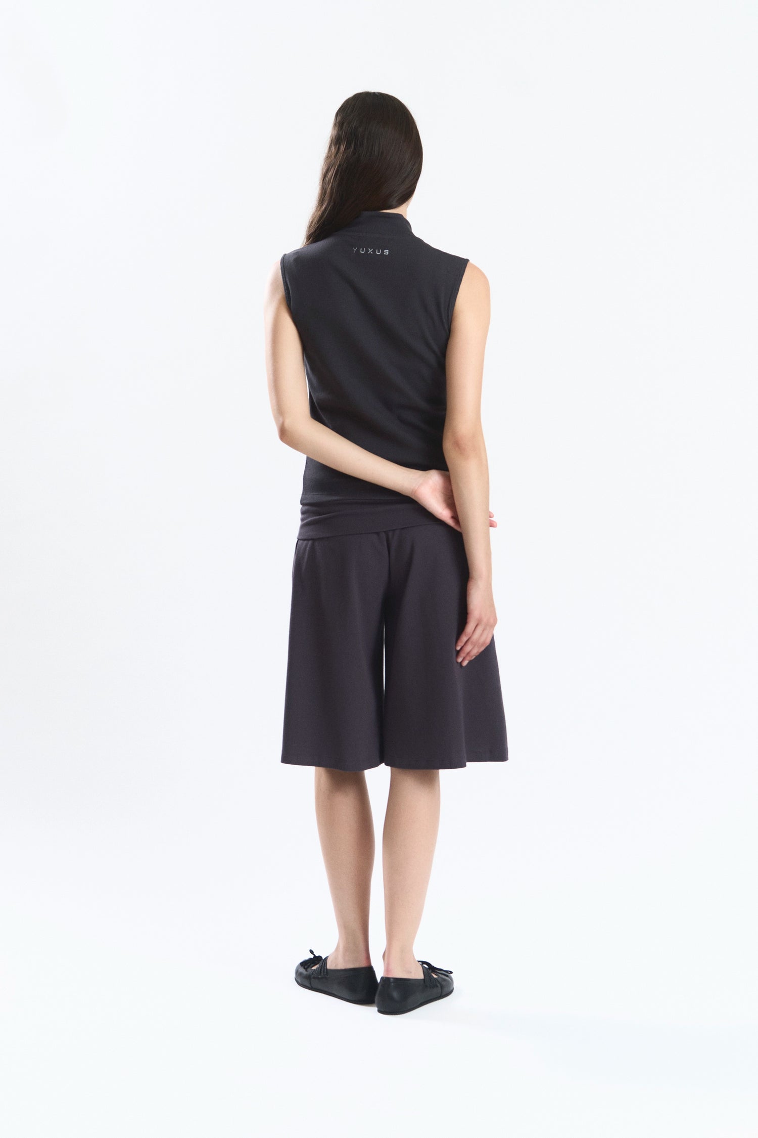 CALM TOP DARK GREY