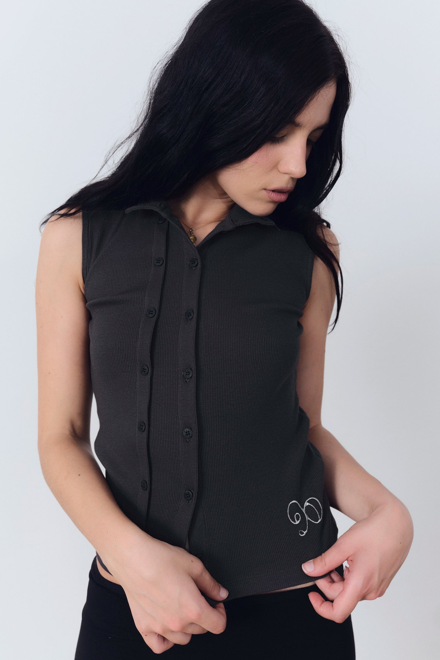 CALM TOP DARK GREY