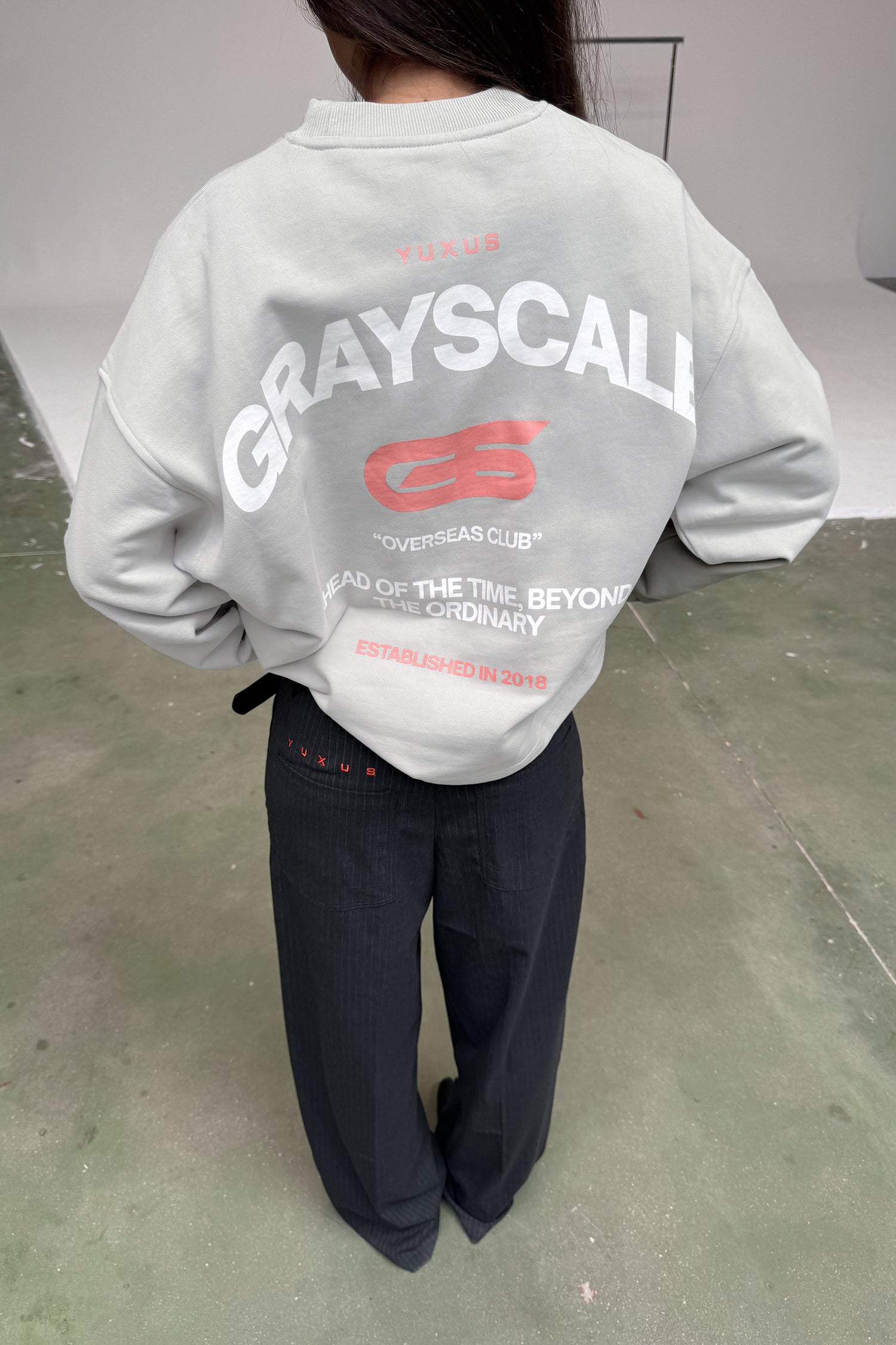 GOOSE "GRAYSCALE" CREWNECK