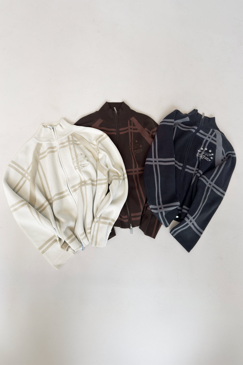 COBBLE KNITTED ZIP BEIGE