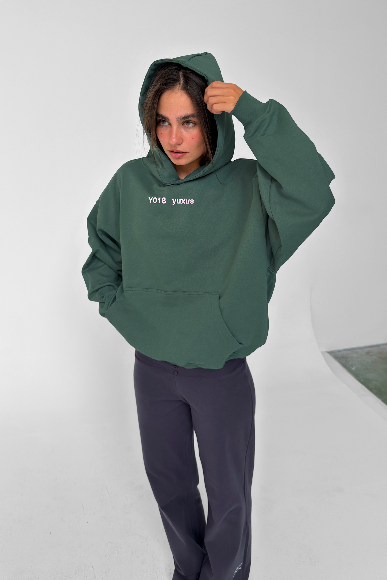 COATED "LOWERCASE" HOODIE GREEN