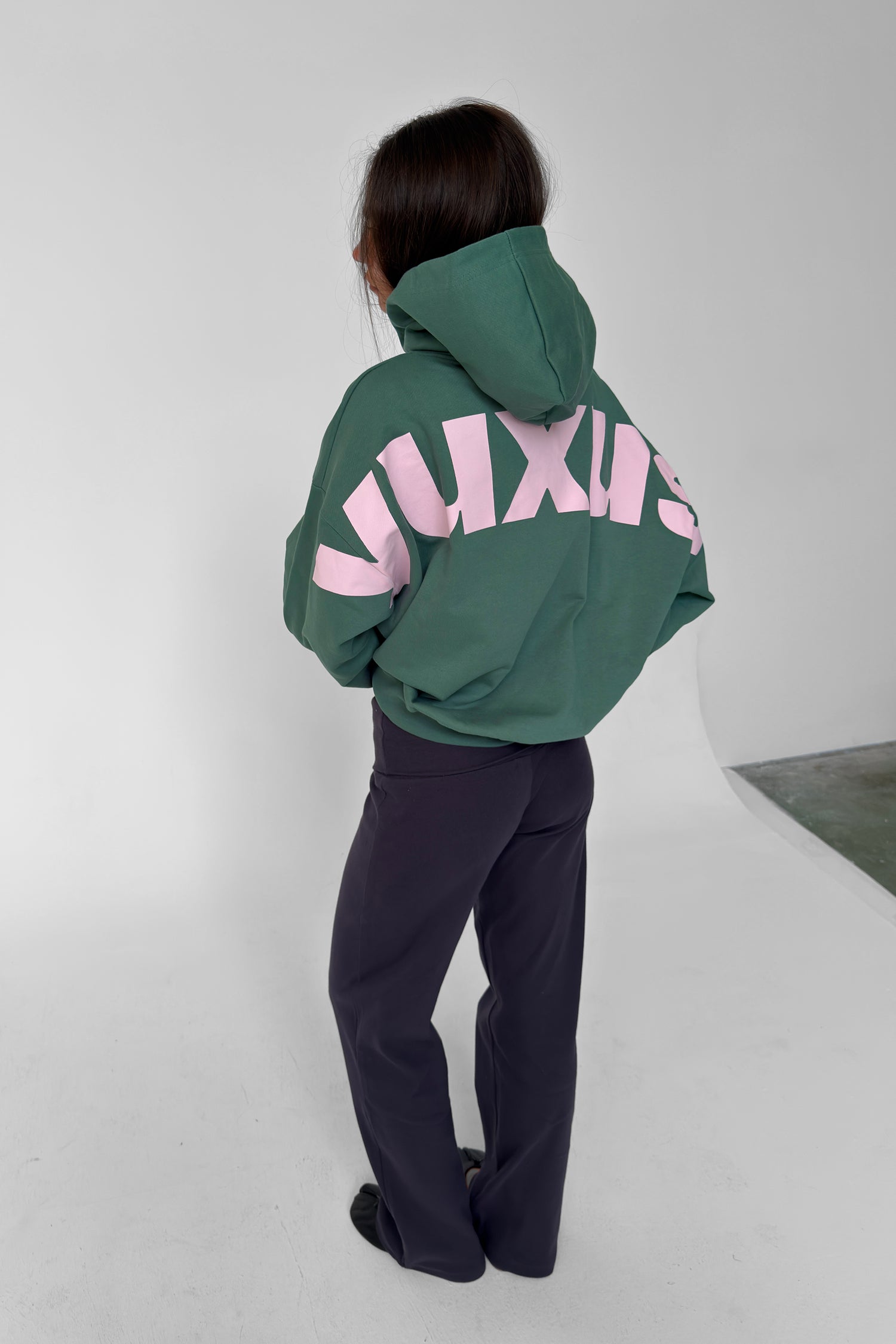 COATED "LOWERCASE" HOODIE GREEN