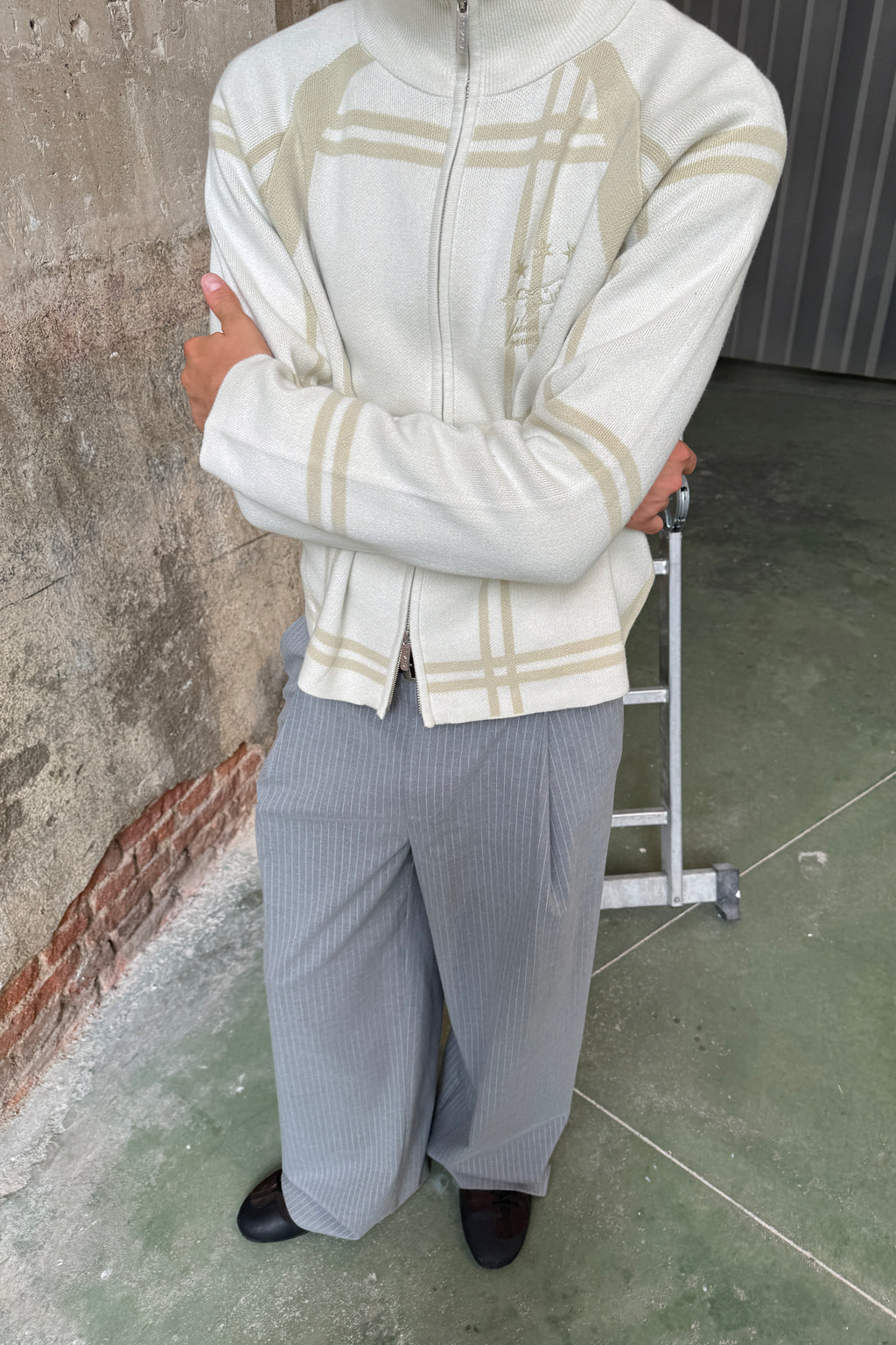 COBBLE KNITTED ZIP BEIGE