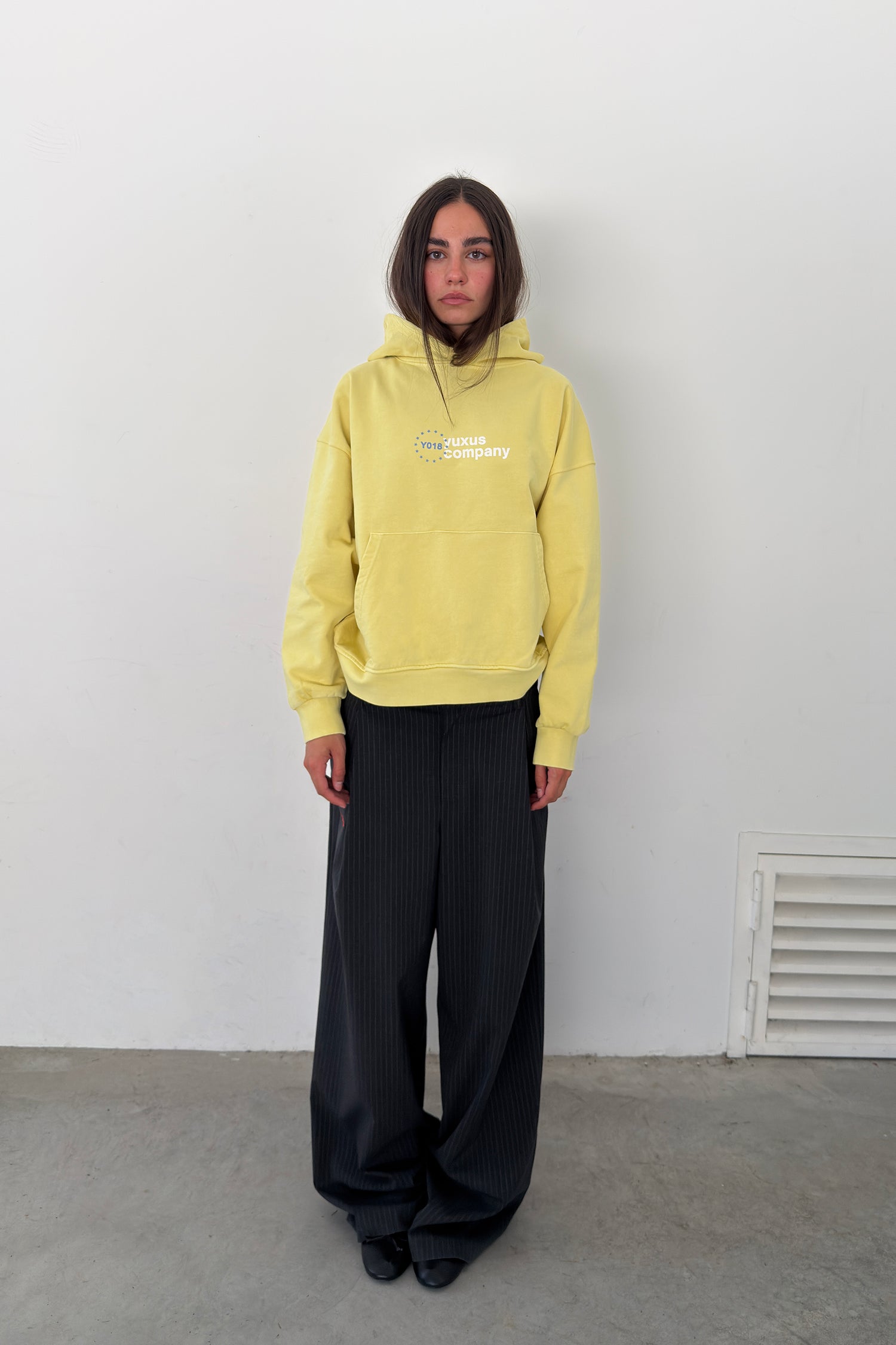 FLASH "LOWERCASE" HOODIE YELLOW