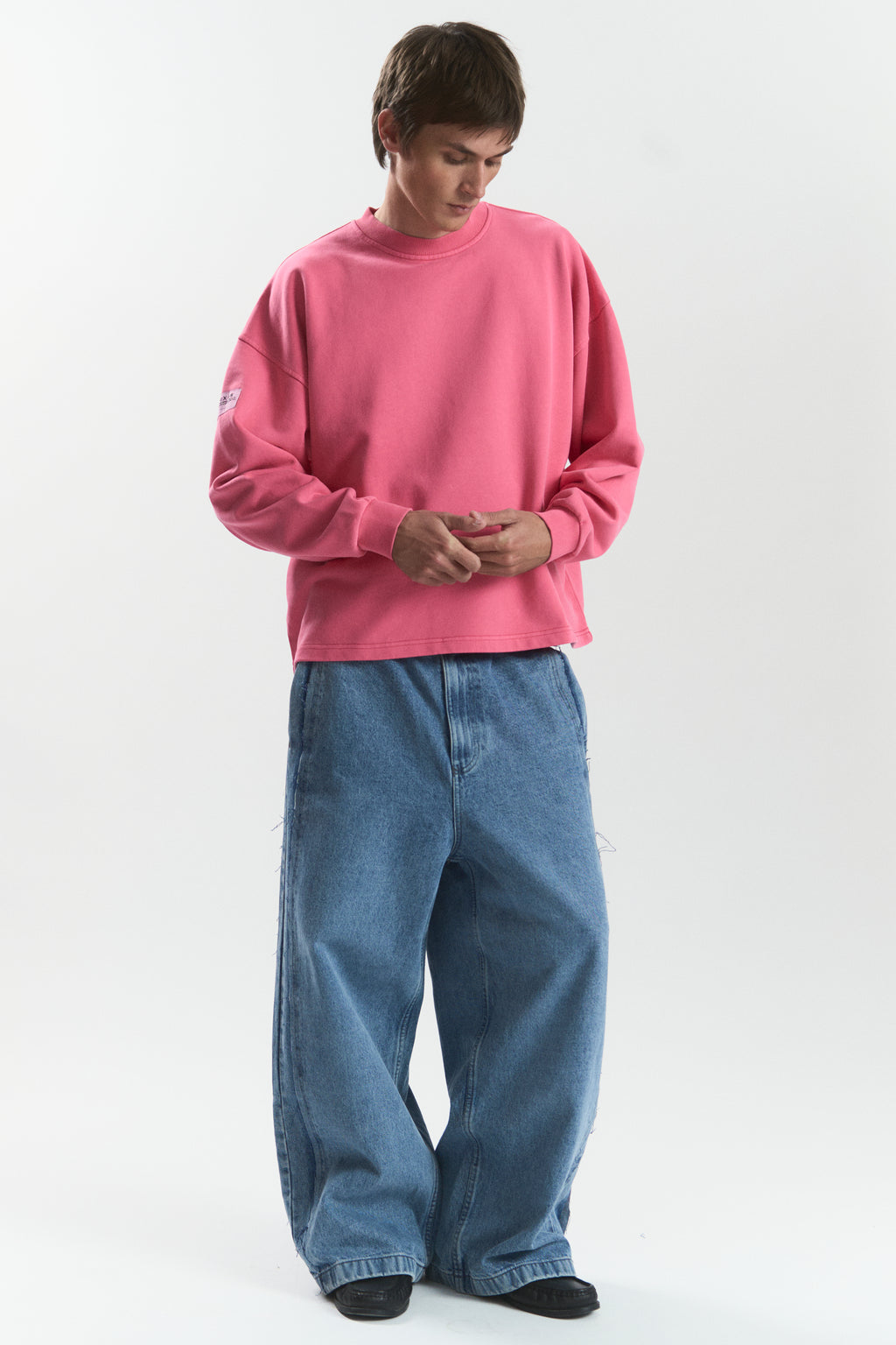 ROSE "VANGUARD" CREWNECK