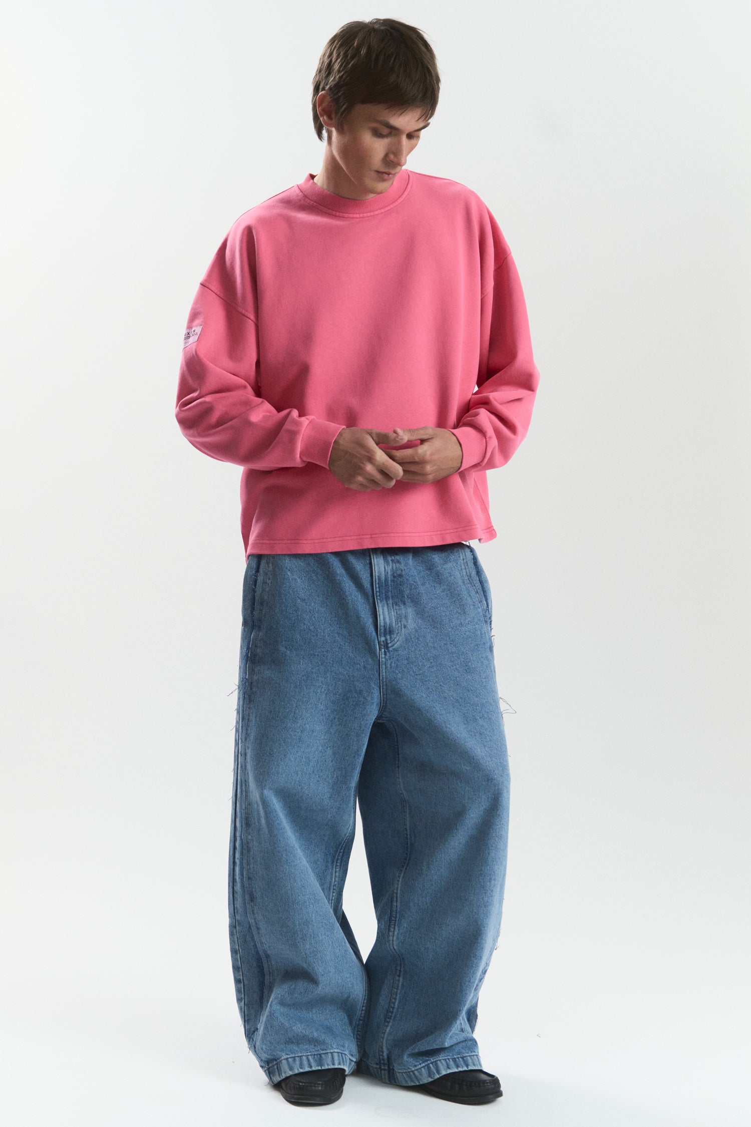 ROSE "VANGUARD" CREWNECK