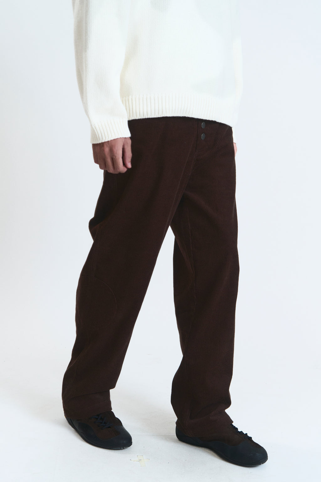 CHELSEA CORDUROY PANTS BROWN