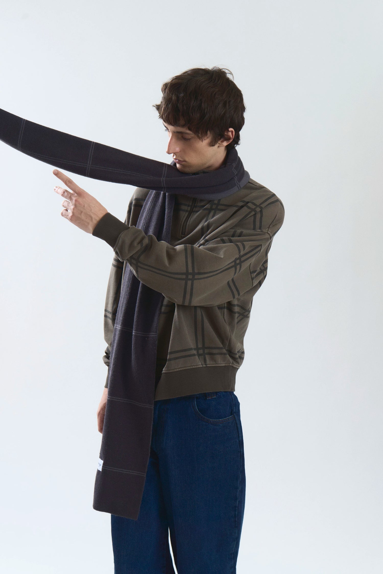 VEER SCARF GREY
