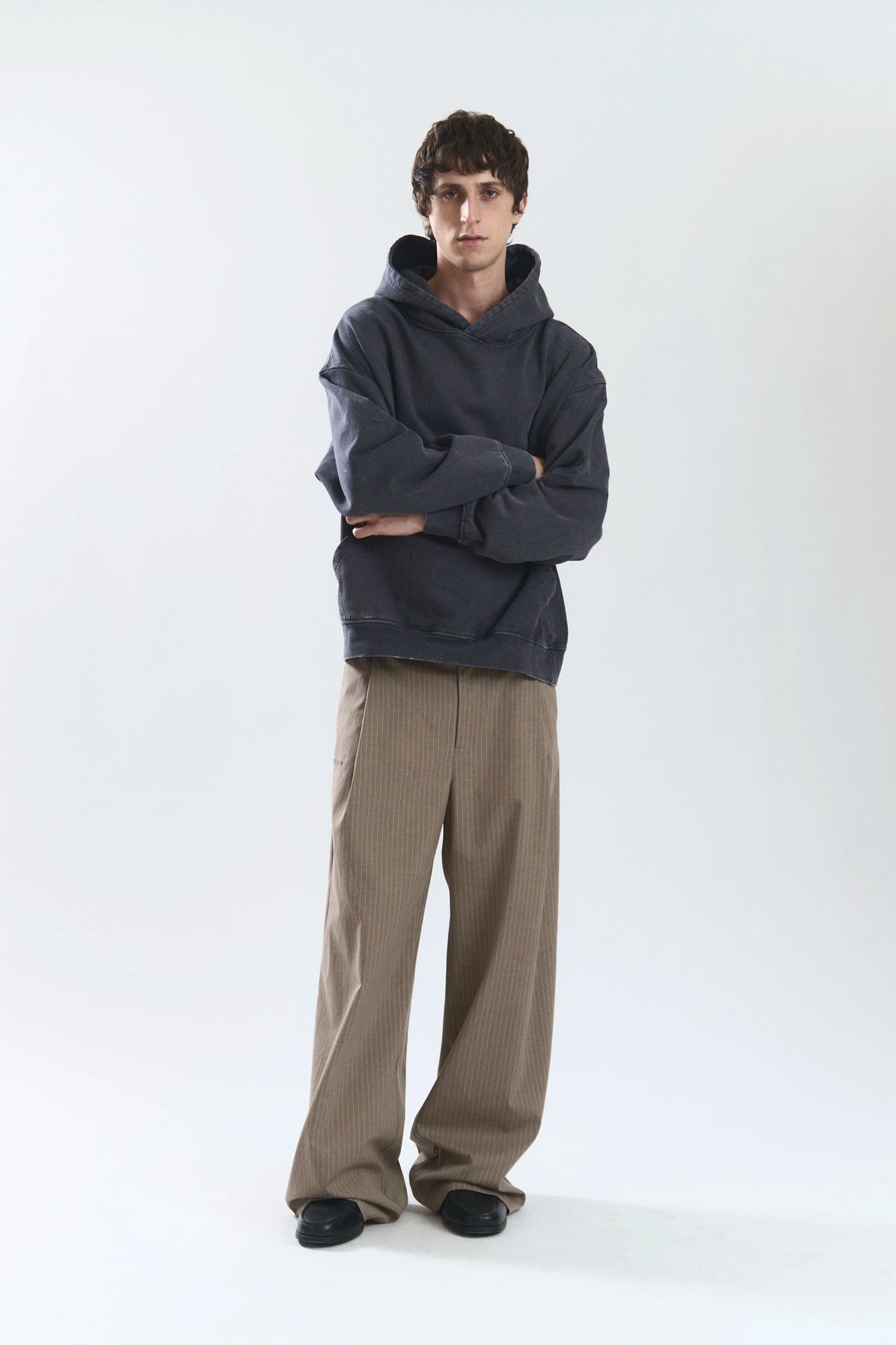 GUARD HOODIE DARK GREY