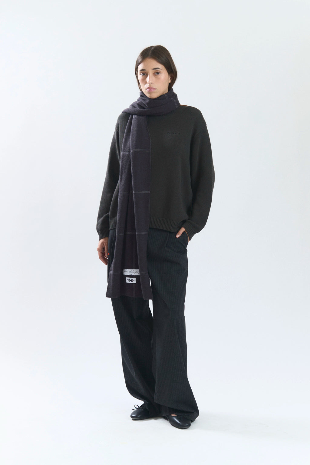 VEER SCARF GREY