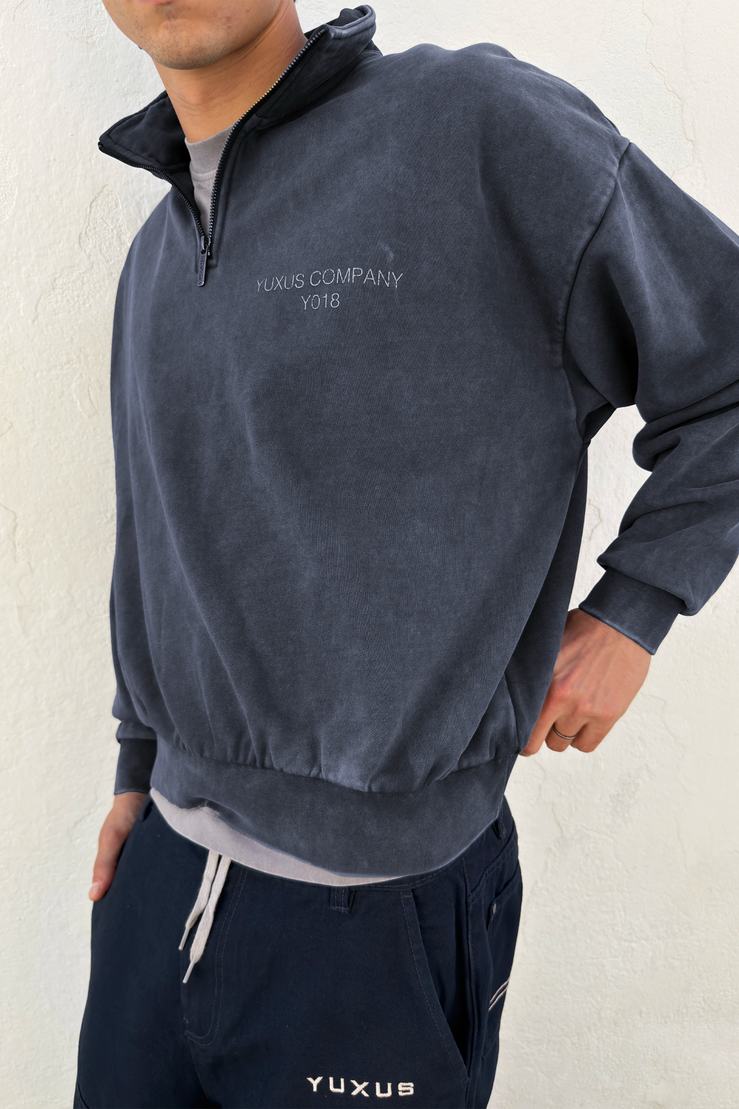 MURK "MEMORIES" HALF ZIP DARK GREY