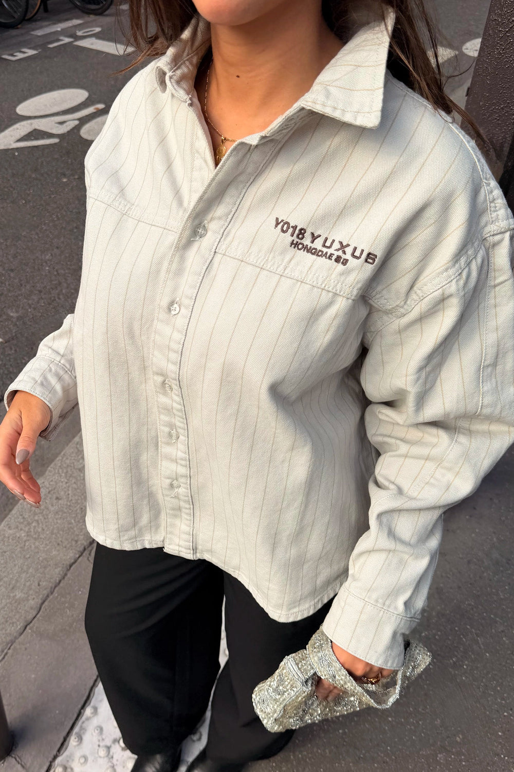 TAUPE "HONGDAE" SHIRT