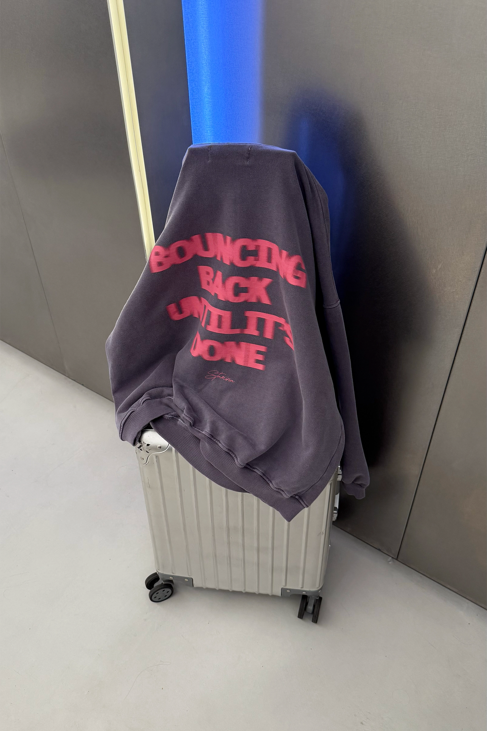 AREA "STAMINA" CREWNECK