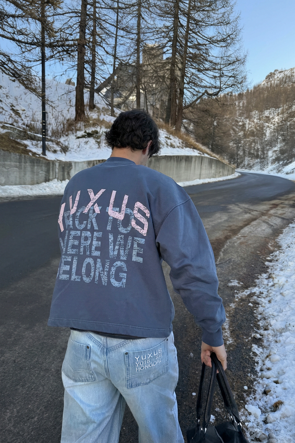 STARLIT "LE CLUB" CREWNECK