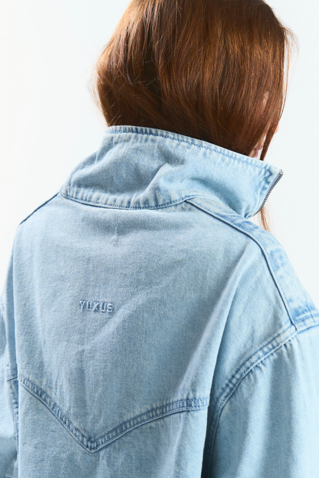 CELY "SS26" ZIP UP