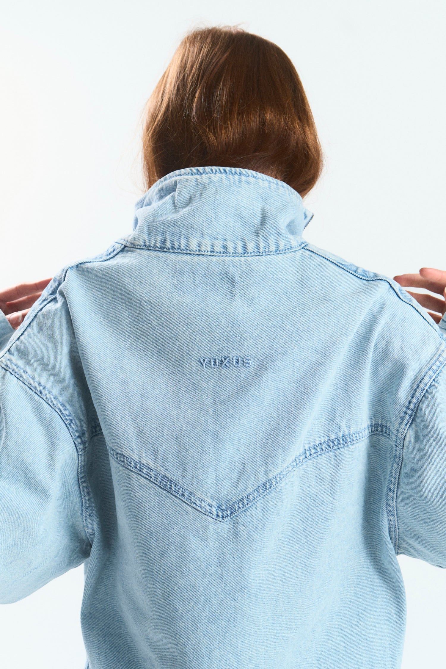 CELY "SS26" ZIP UP