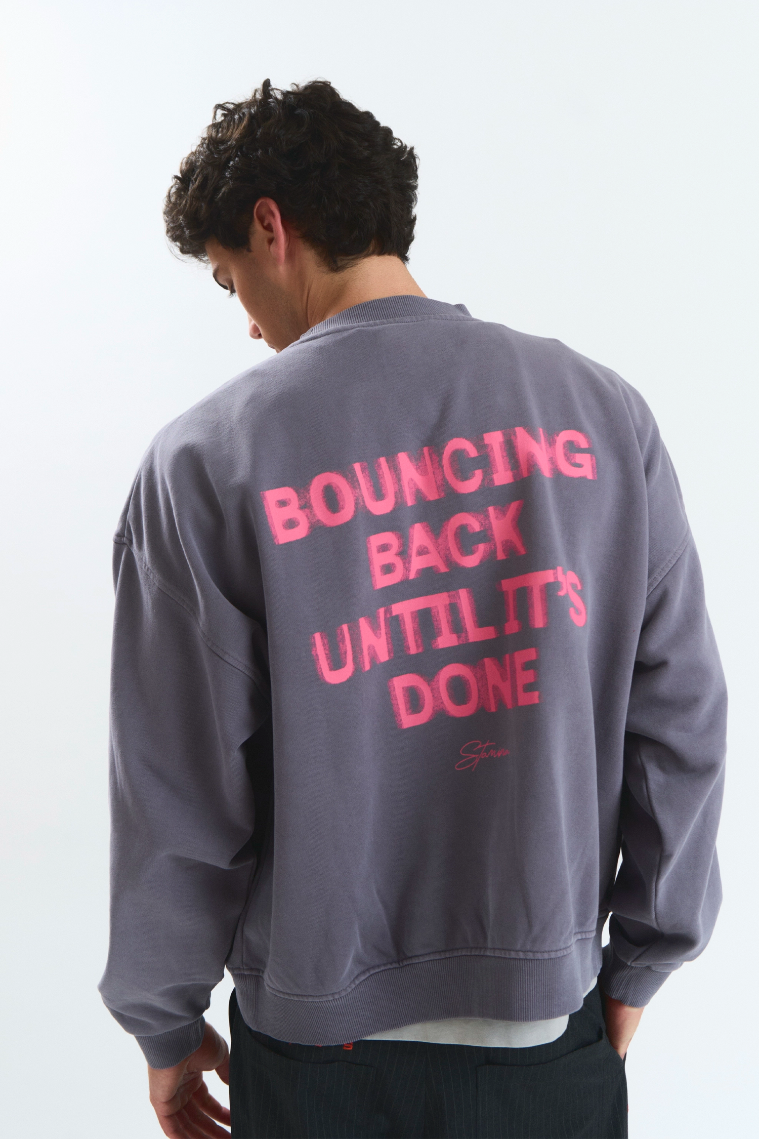 AREA "STAMINA" CREWNECK