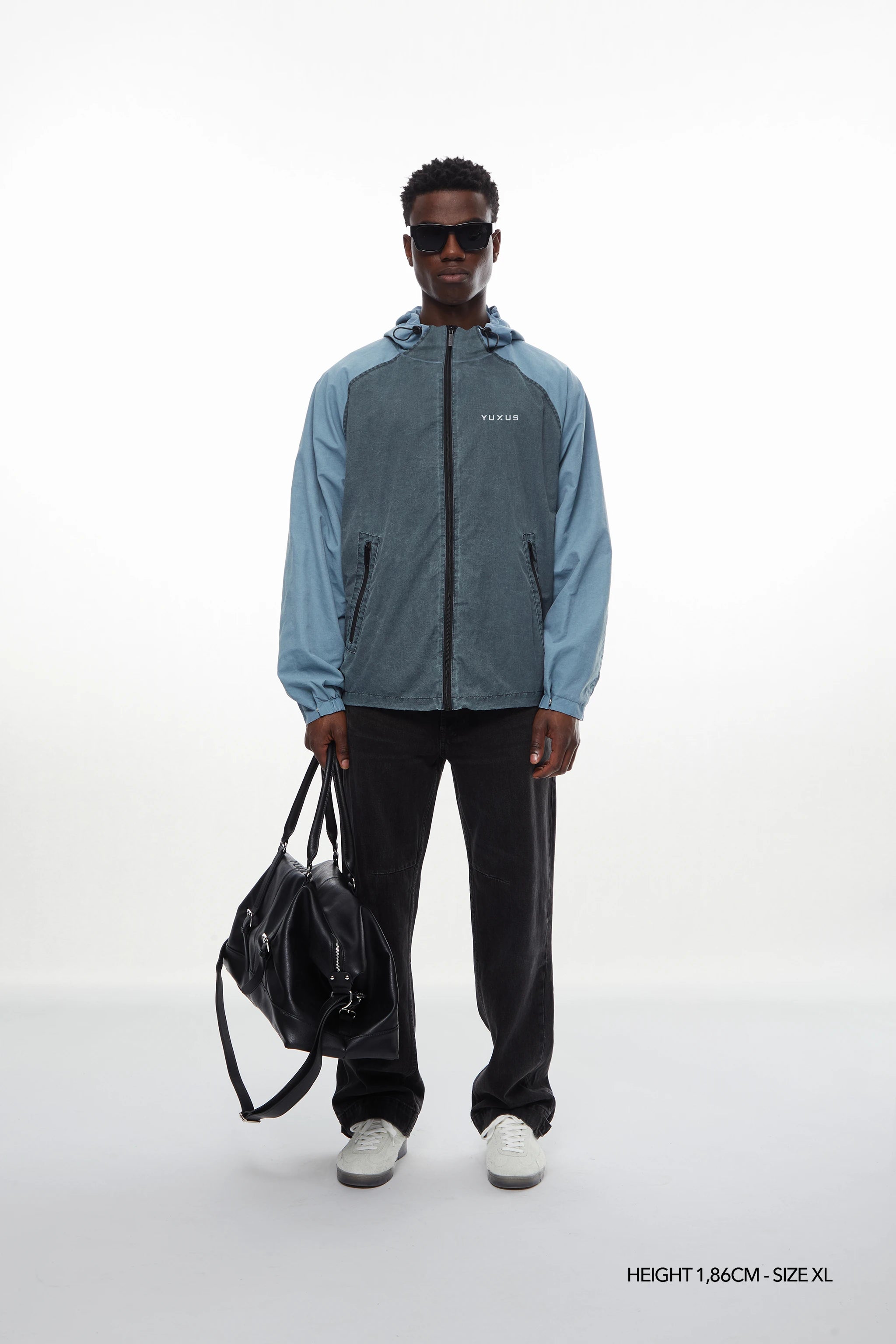 BLACK "VOYAGER" LEATHER BAG