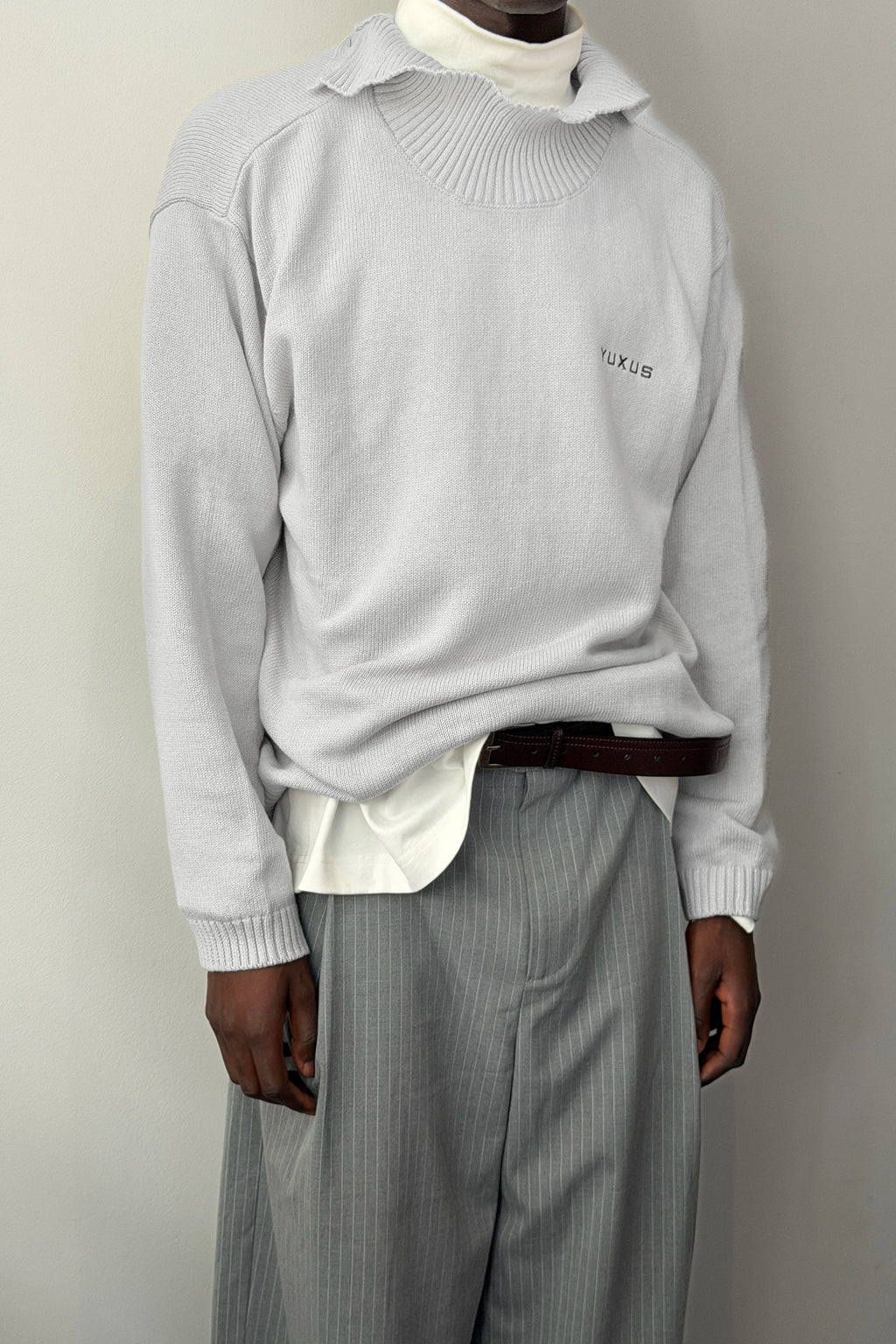 CAST KNIT LIGHT GREY