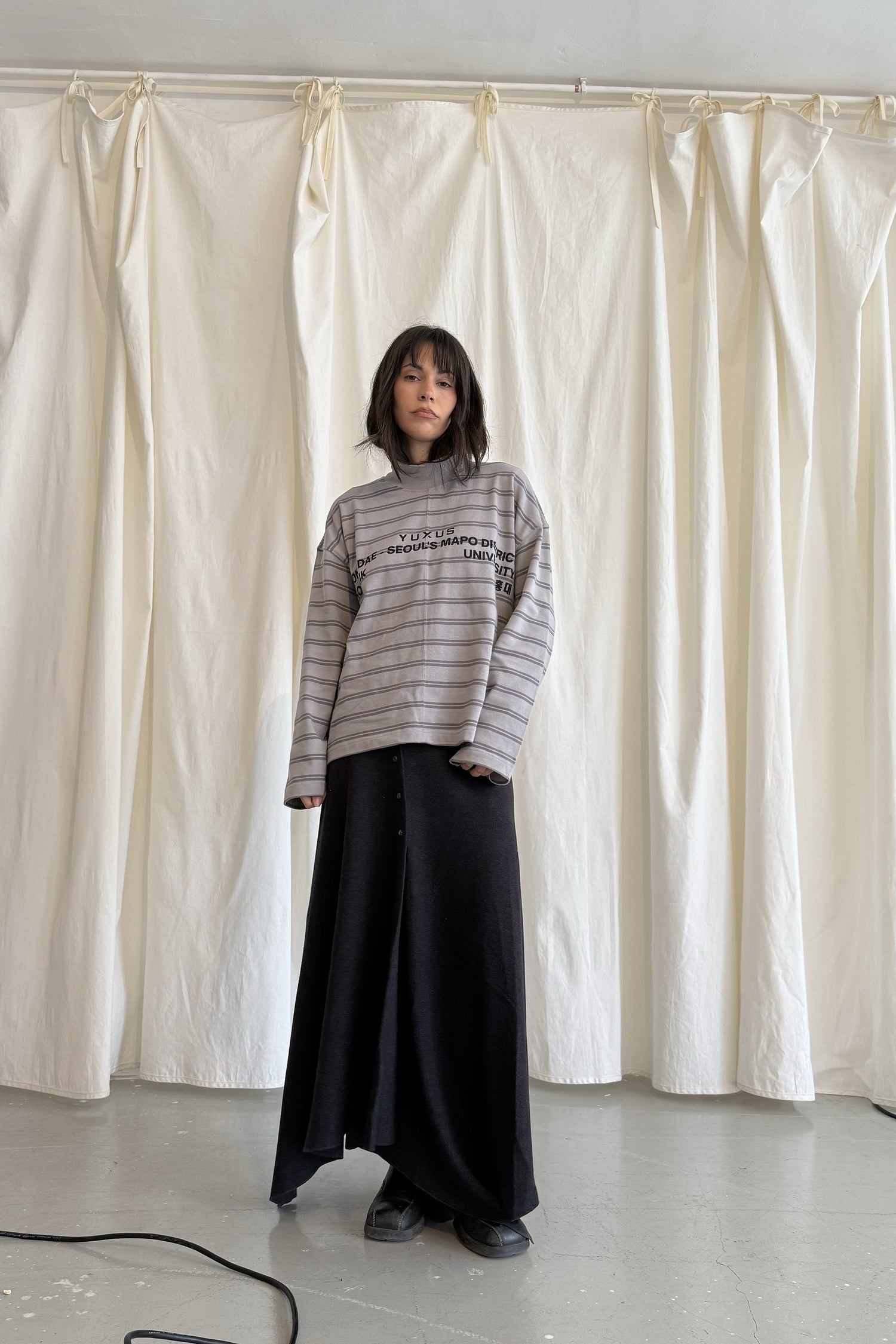 GLOSSY "HONGDAE" LONGSLEEVE