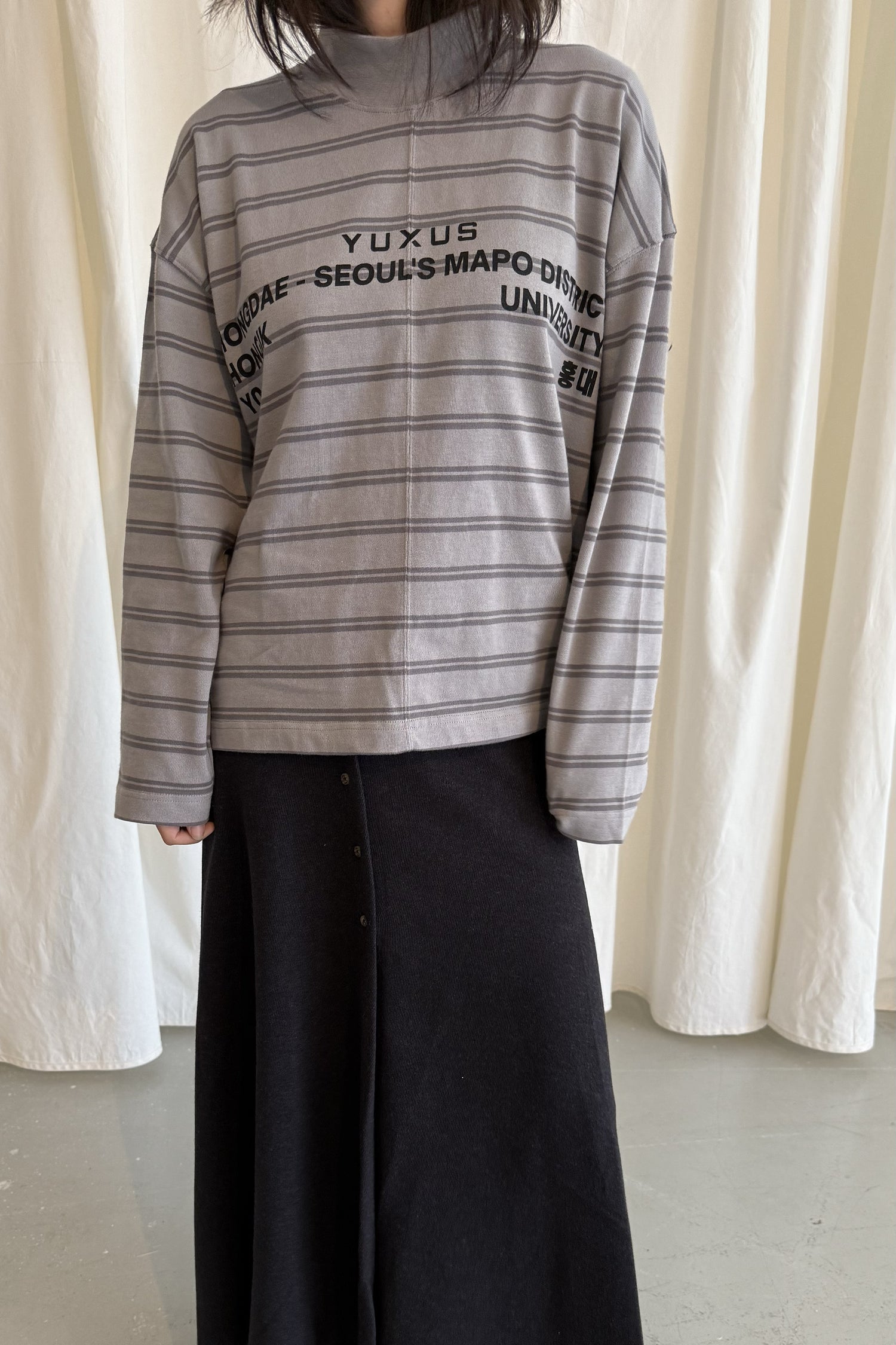 GLOSSY "HONGDAE" LONGSLEEVE