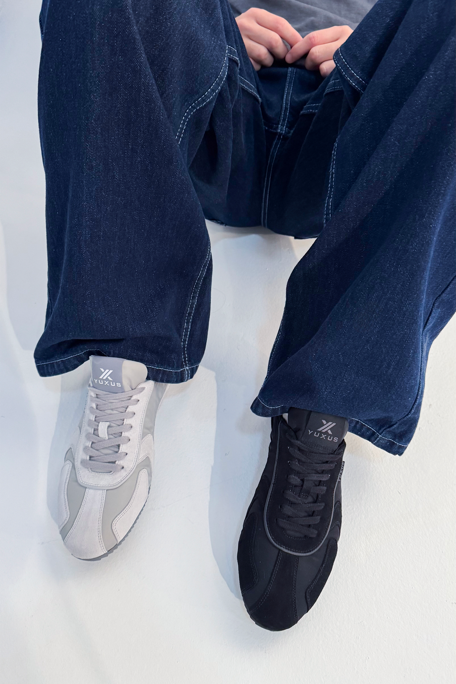 DUST "NYX" SNEAKERS