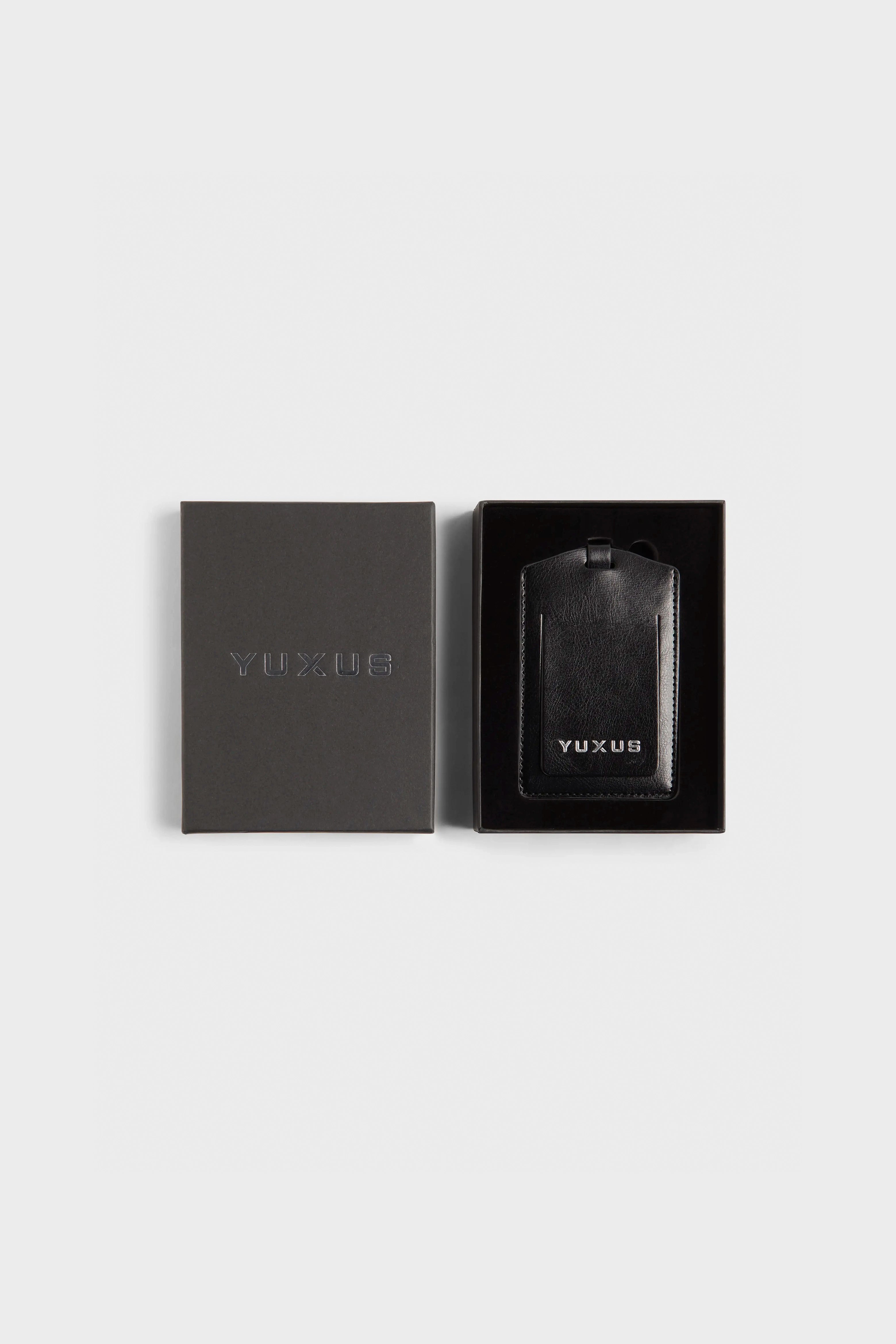 BLACK "VOYAGER" SUITCASE TAG