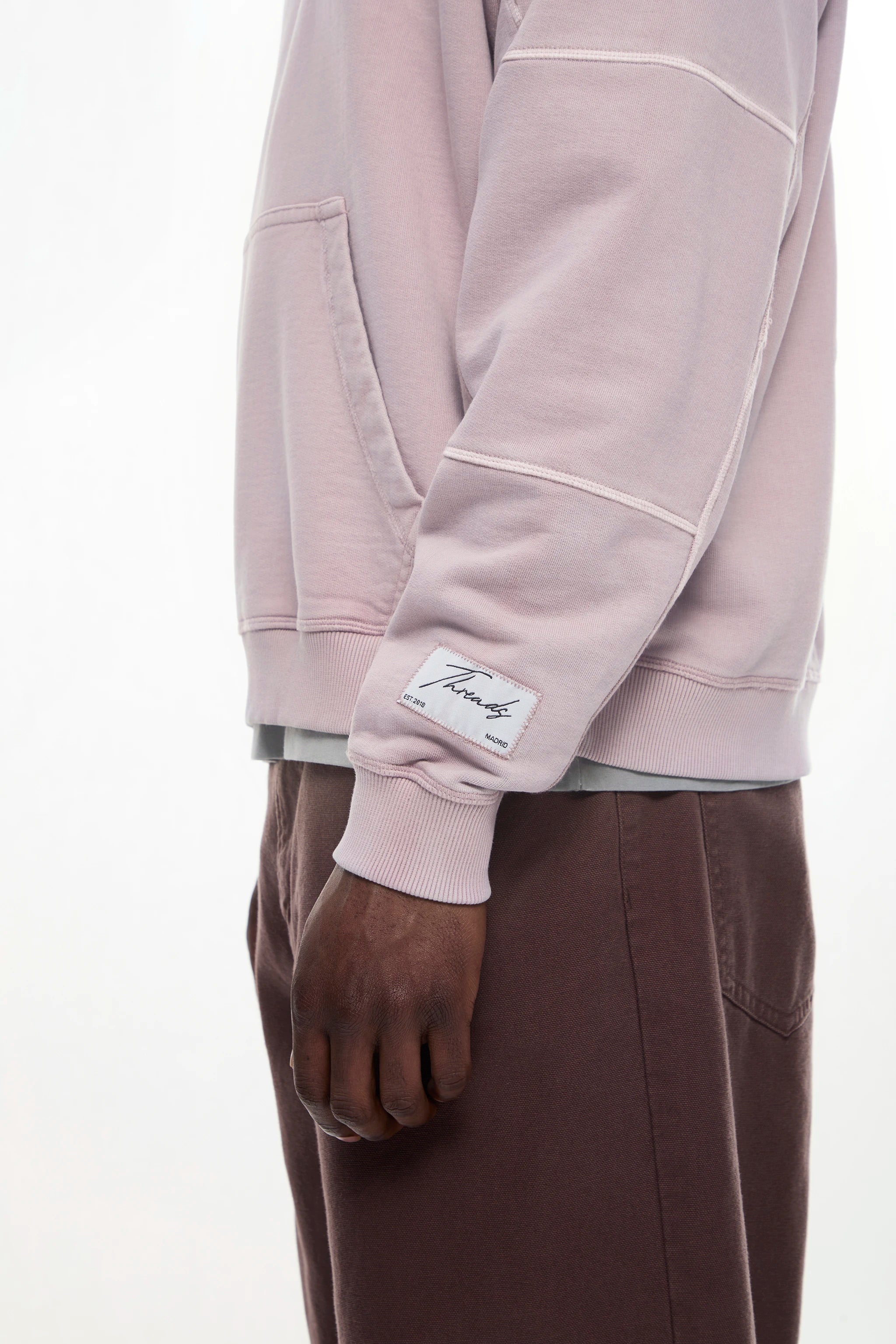 TAFFY "THREADS" HOODIE