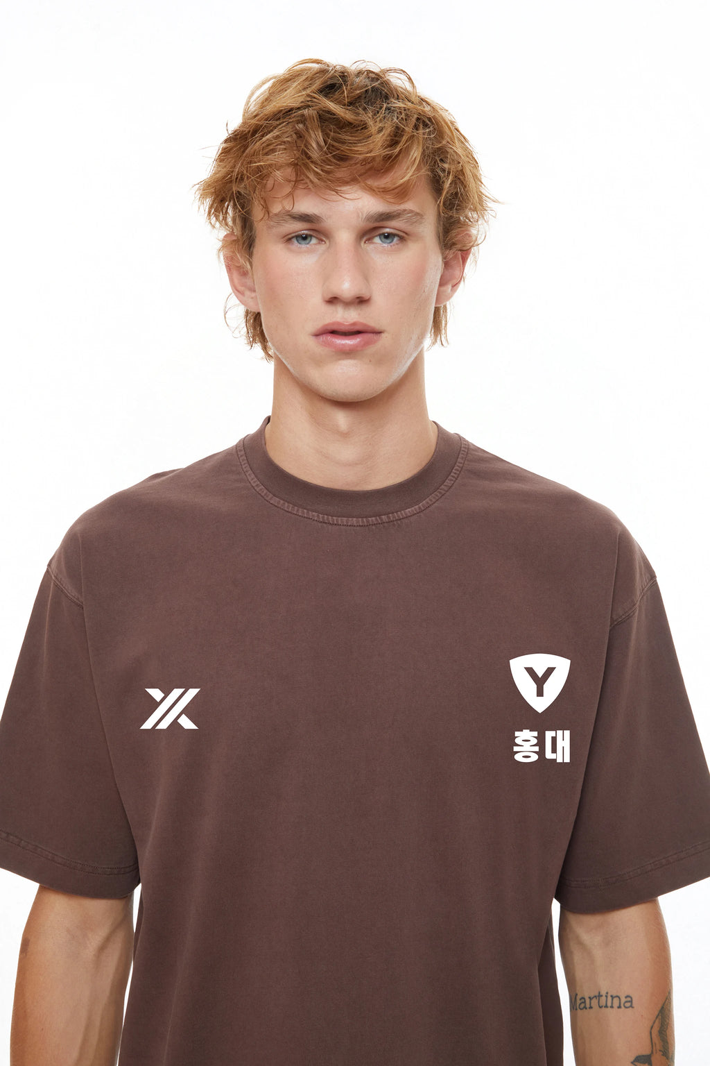 ACORN "HONGDAE" T-SHIRT