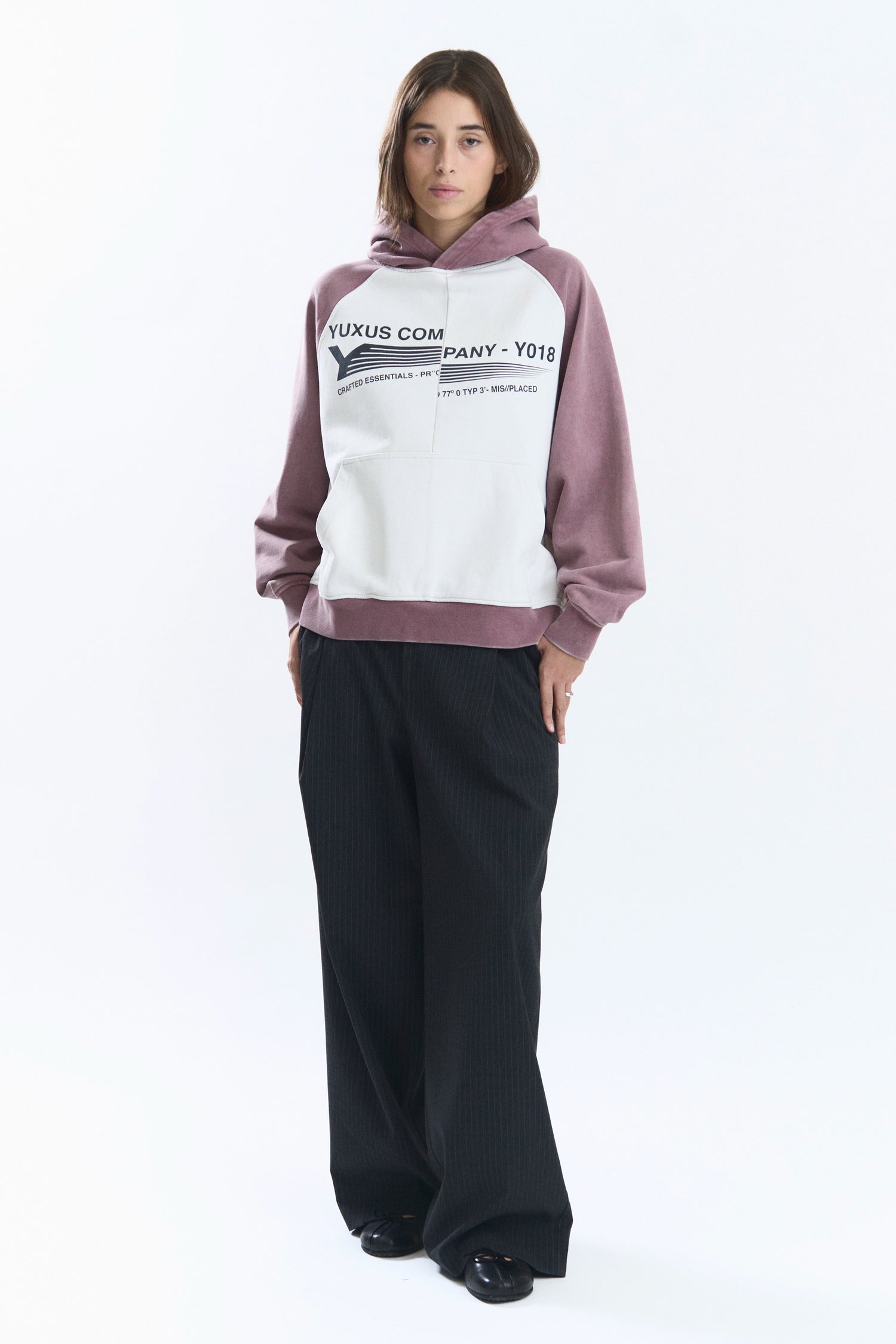 BROKEN HOODIE RED
