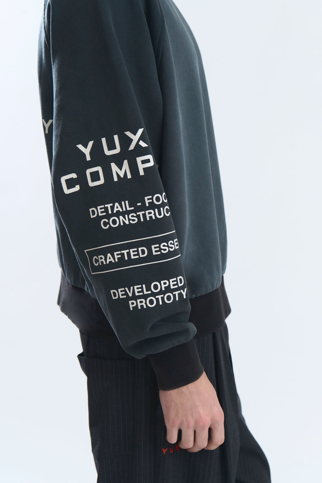 ORUM CREWNECK GREEN