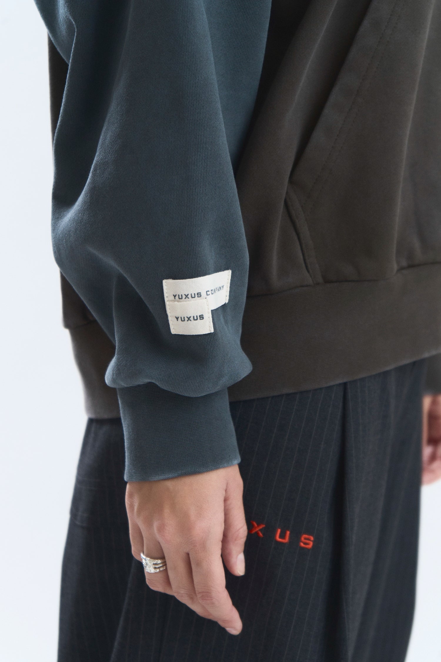 ALTERED HOODIE BROWN