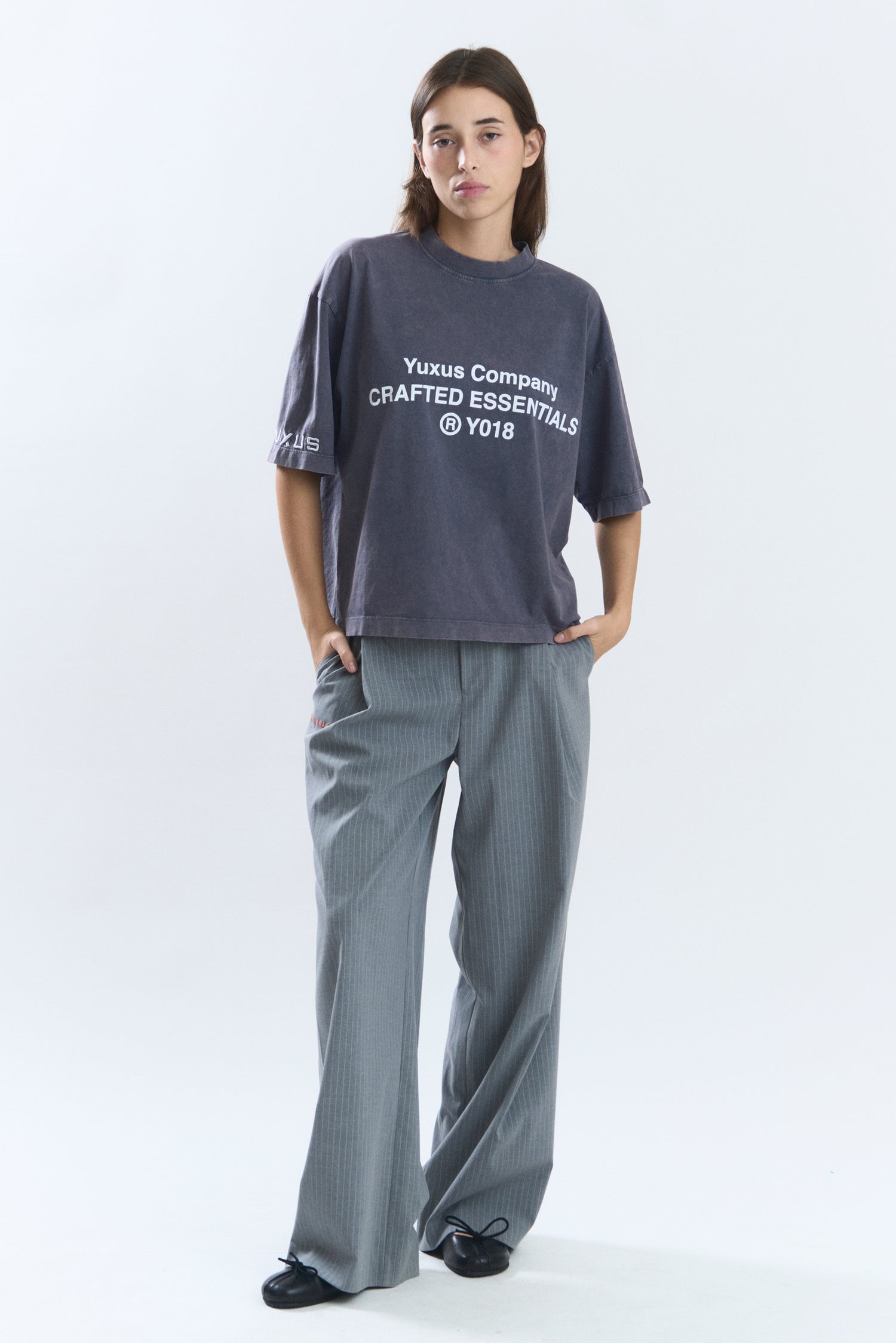 BASIC TEE GREY