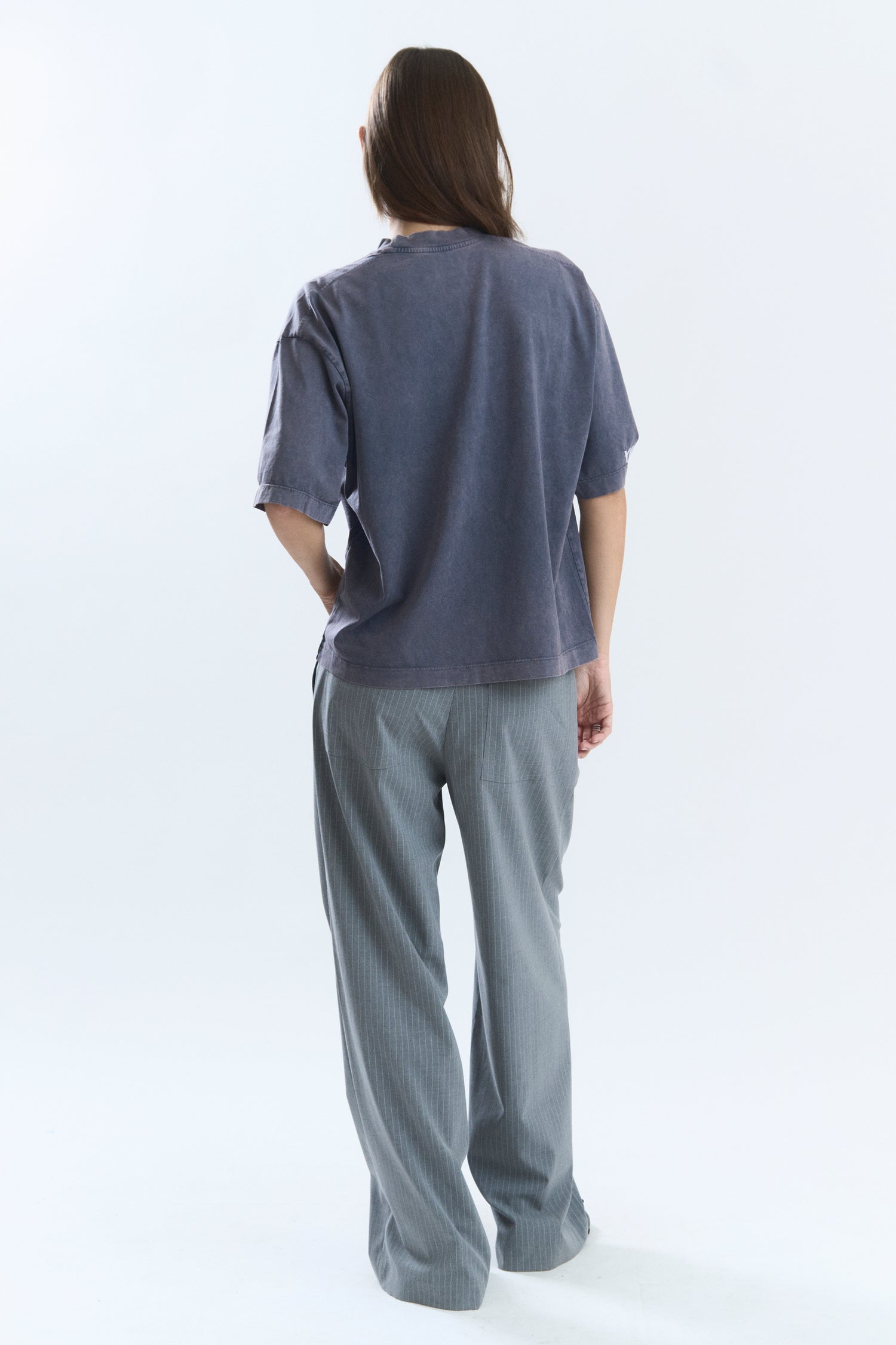BASIC TEE GREY