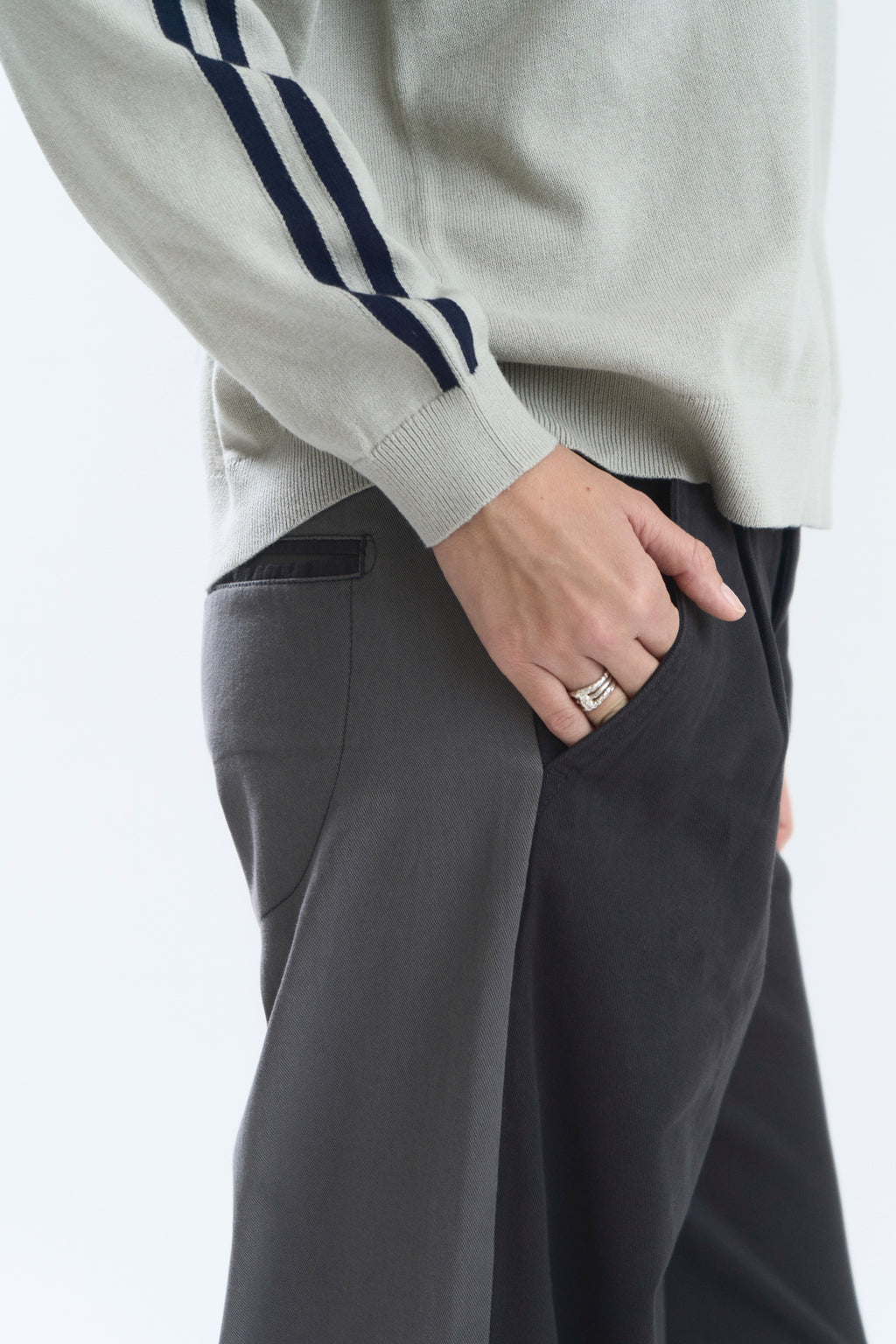 LAYER KNITWEAR GREY
