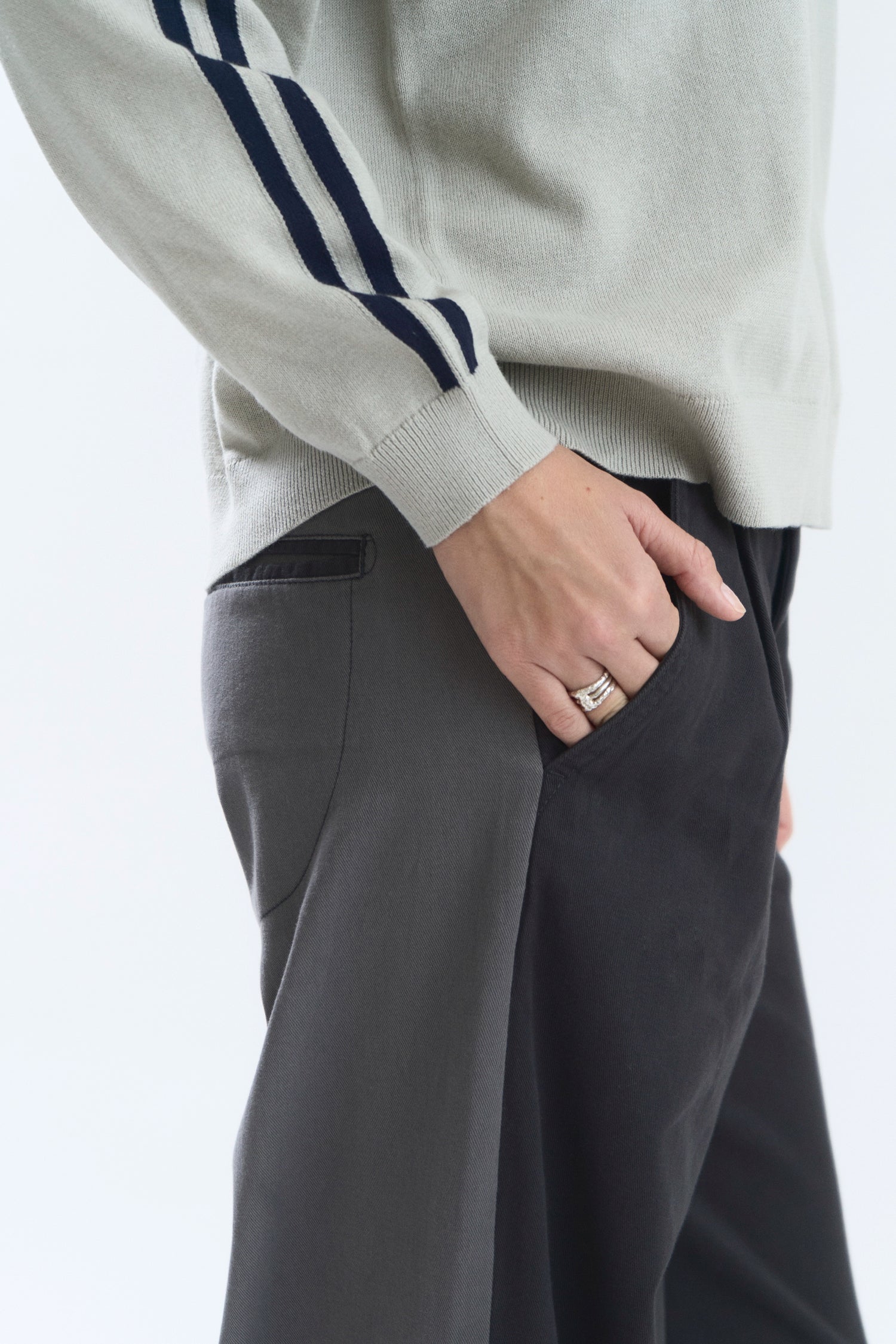 LAYER KNITWEAR GREY