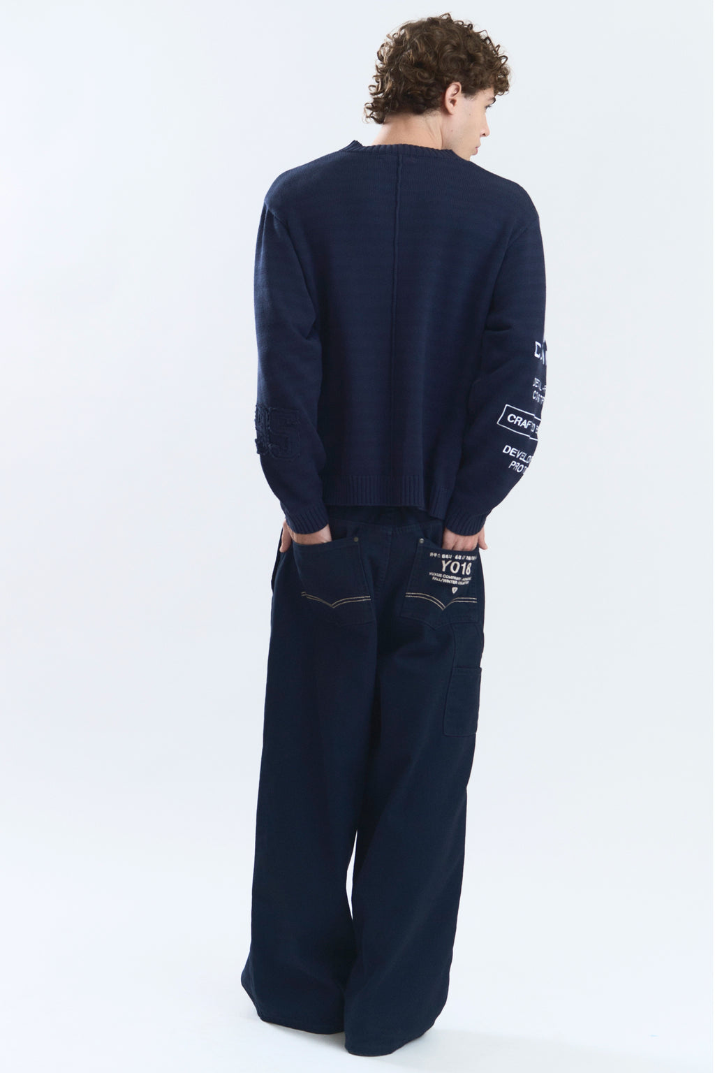 OFFSET KNITWEAR BLUE