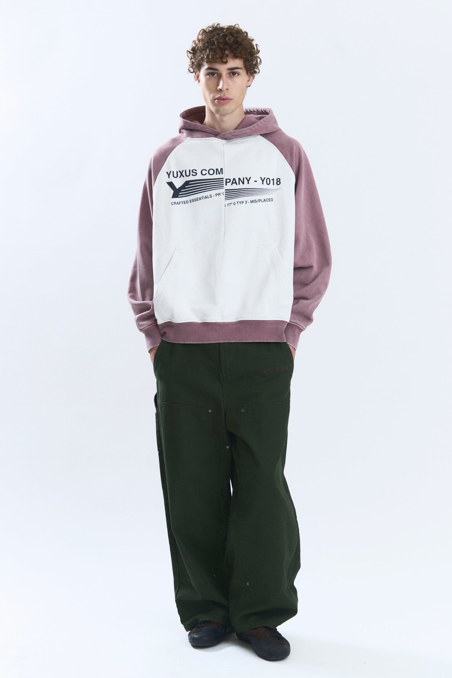 BROKEN HOODIE RED