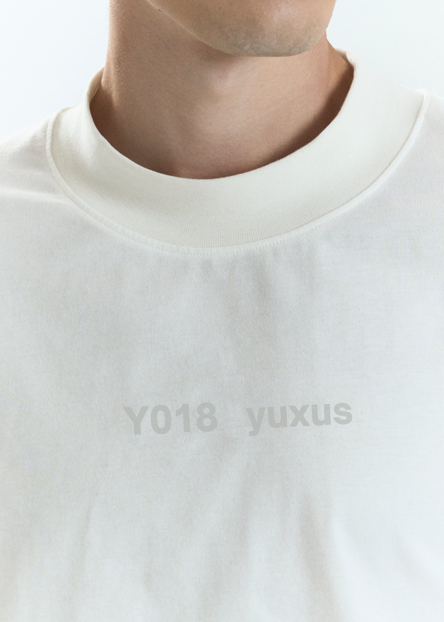 SURFACE "LOWERCASE" LONGSLEEVE WHITE